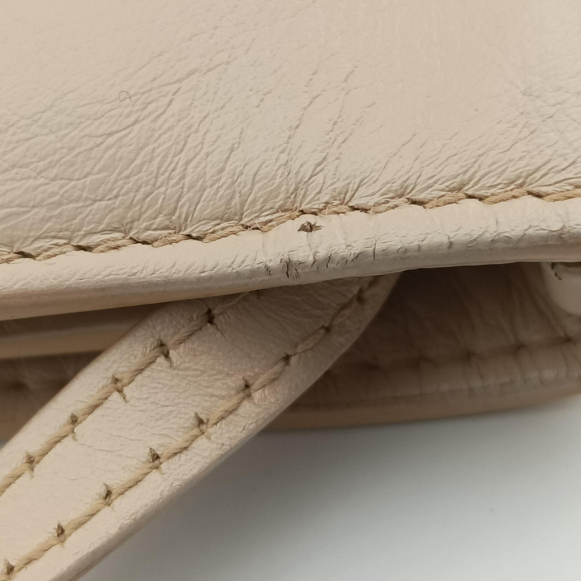 La Medusa Beige Leather 809 944 087 123 ラ メドゥーサ ベージュ レザー 809 944 087 123