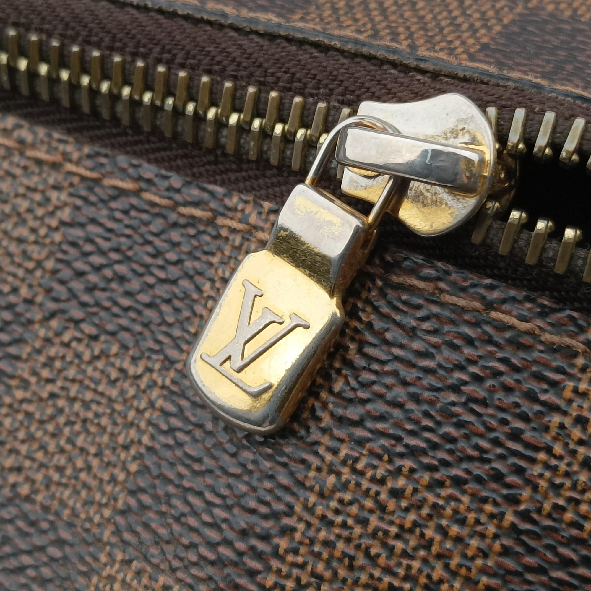BROOKLYN MM EBENE Damier Canvas N51211 CA1120ブルックリンMM エベヌ ダミエキャンバス N51211 CA1120