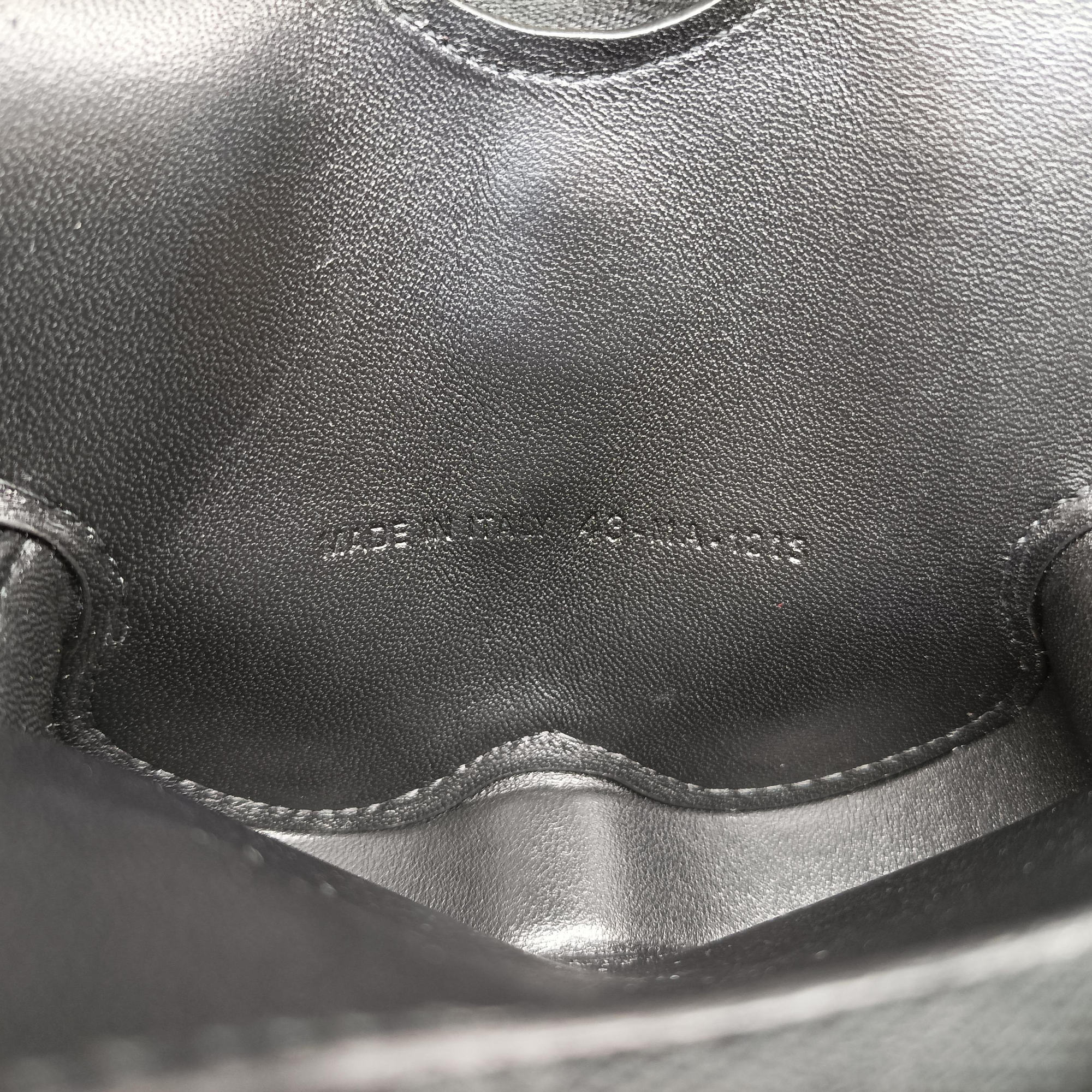 30 Montaigne Removable Black Lambskin 43-MA-121330 モンテーニュ バタフライ ブラック ラムスキン 43-MA-1213