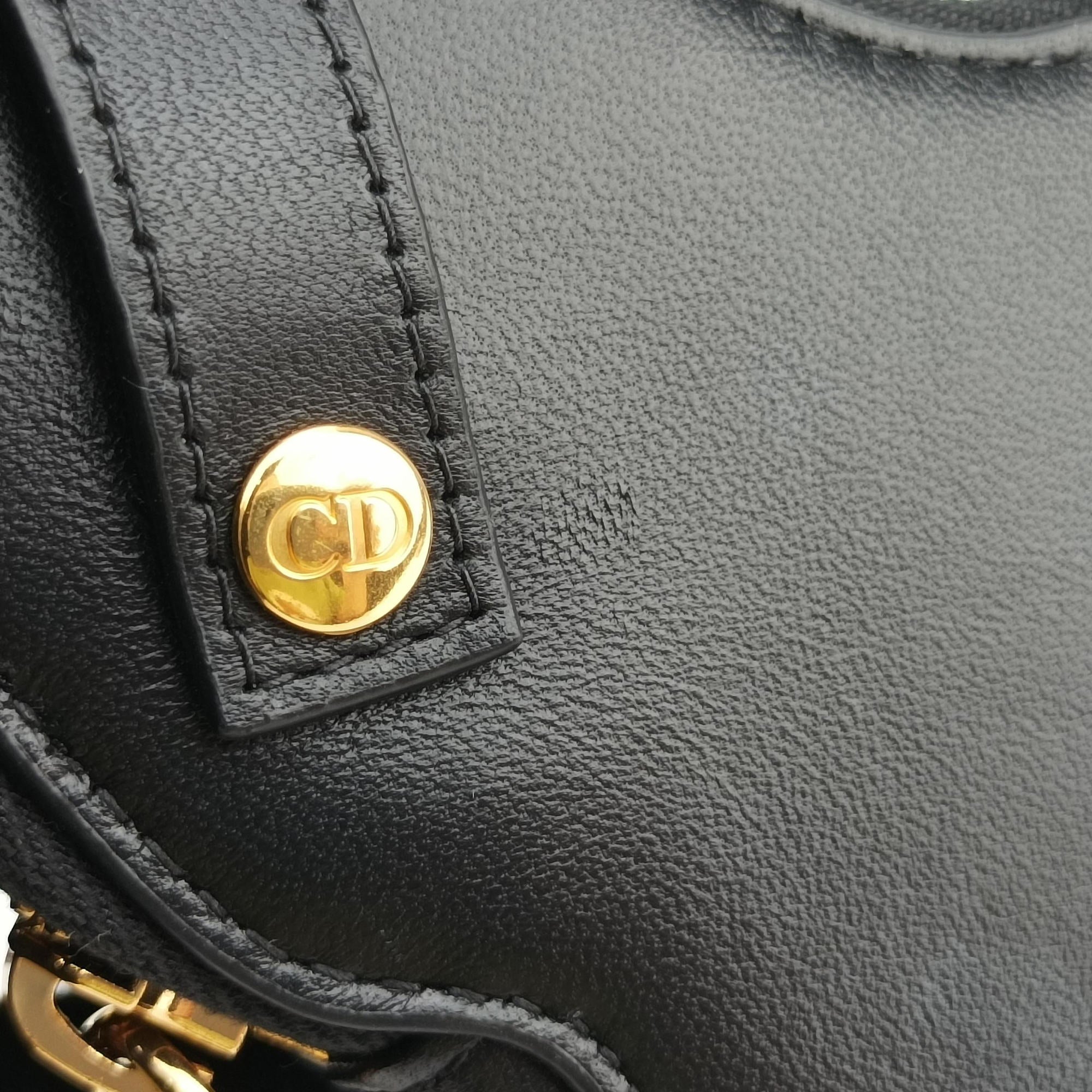 30 Montaigne Removable Black Lambskin 43-MA-121330 モンテーニュ バタフライ ブラック ラムスキン 43-MA-1213
