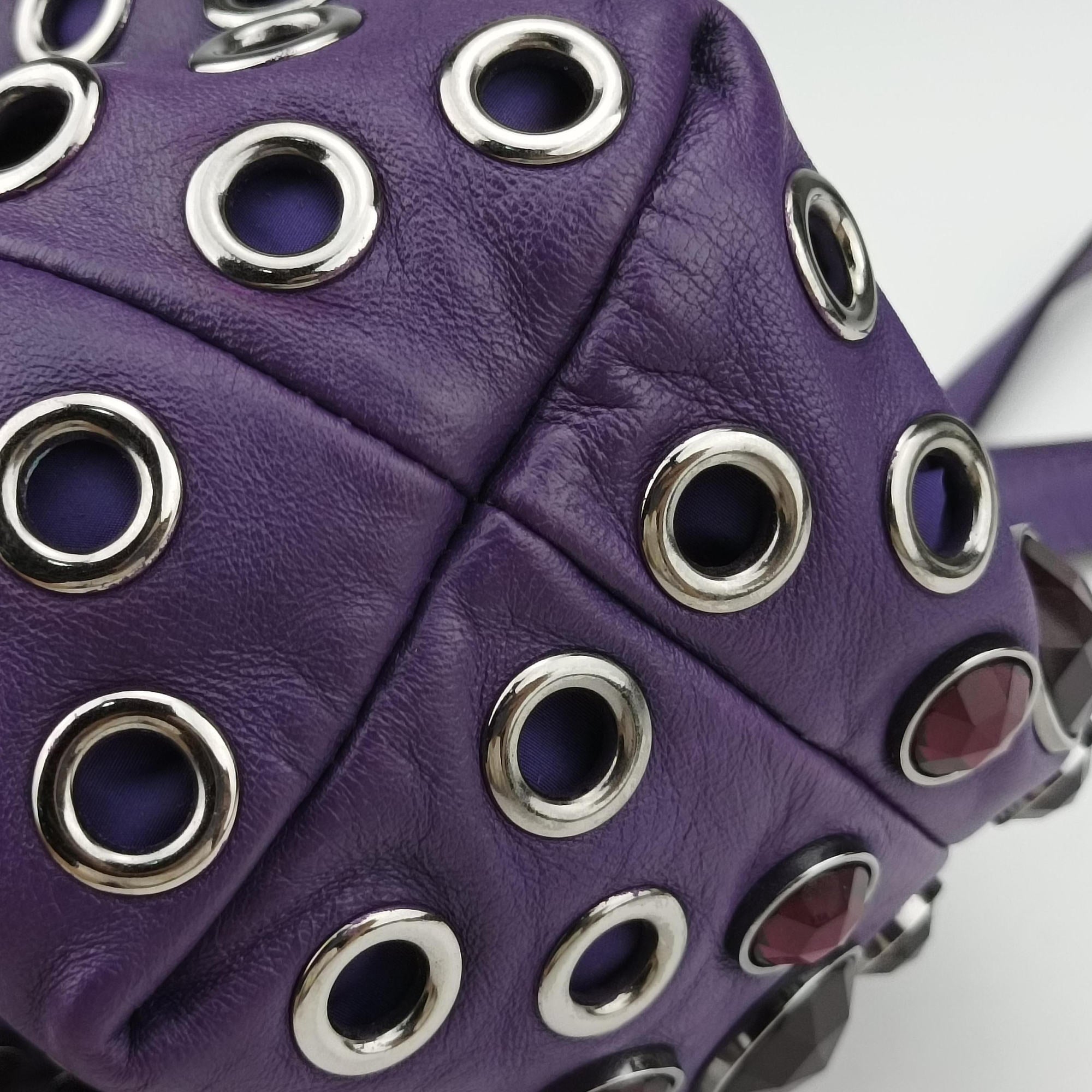 Grommet Mini Jewel Embellished Drawstring Bucket Purple lambskin 197/Bグロメットミニ ジュエルエンベリッシュド ドローストリング バケット パープル ラムスキン 197/B