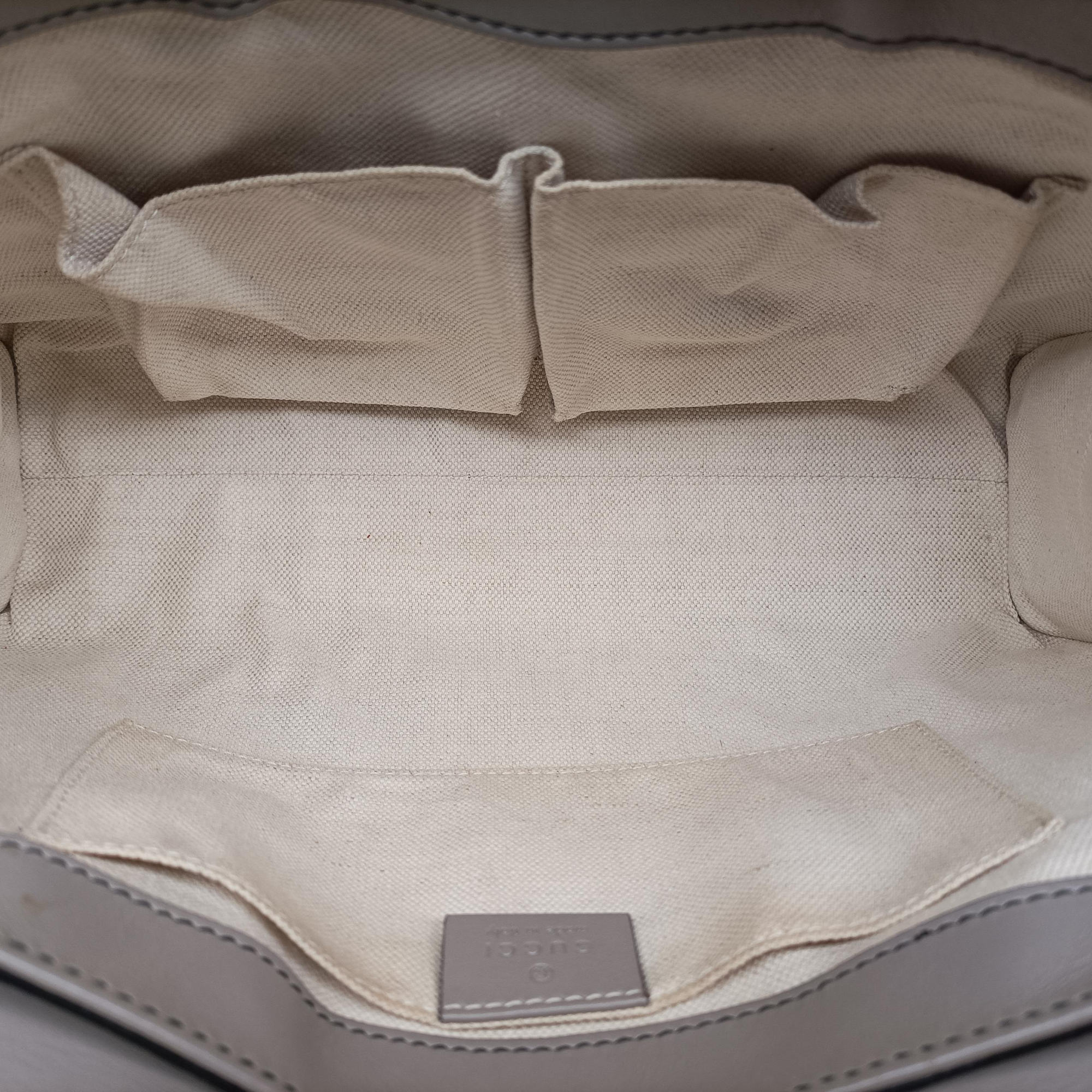 Emily Beige Leather 295402 I017826548エミリー ベージュ レザー 295402 I017826548