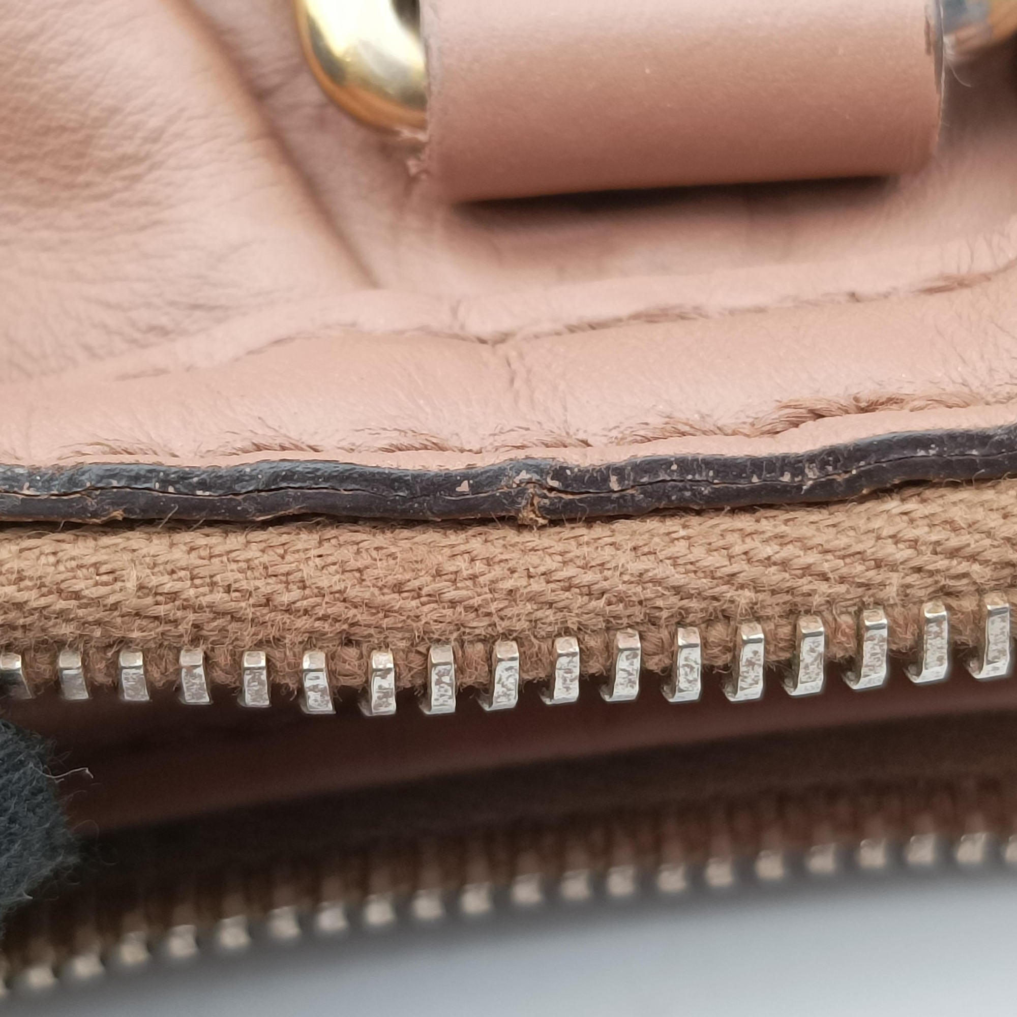 Sukey Beige Leather 247902 D9262550スーキー ベージュ レザー 247902 D9262550