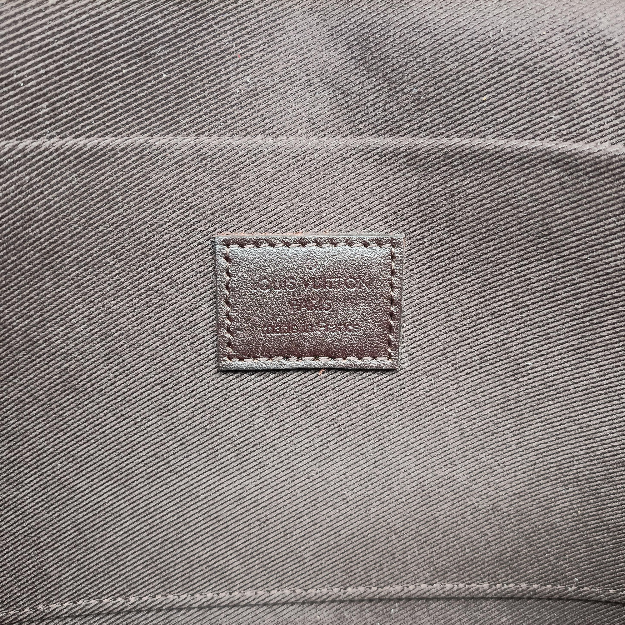 Pochette Felice Amarante Vernis M61267 TJ2199ポシェットフェリシー アマラント ヴェルニ M61267 TJ2199