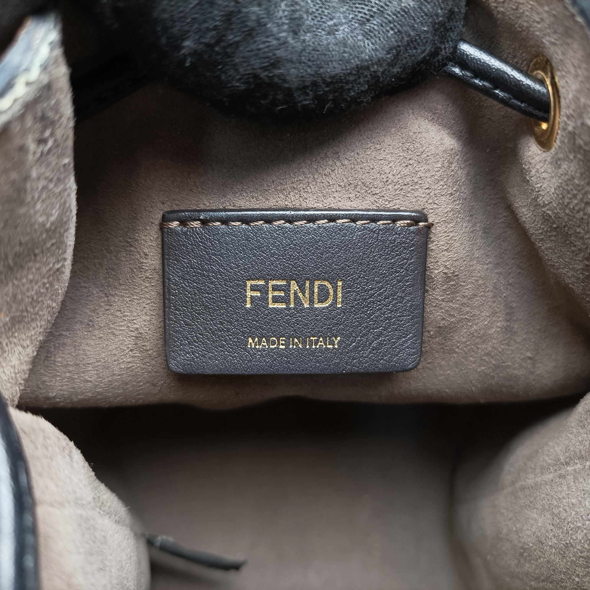 Mon Tresor Mini Bucket Brown Leather 8BS010/8AV105 8BS010 A659 209-8007ミニ モン トレゾール ブラウン レザー 8BS010/8AV105 8BS010 A659 209-8007