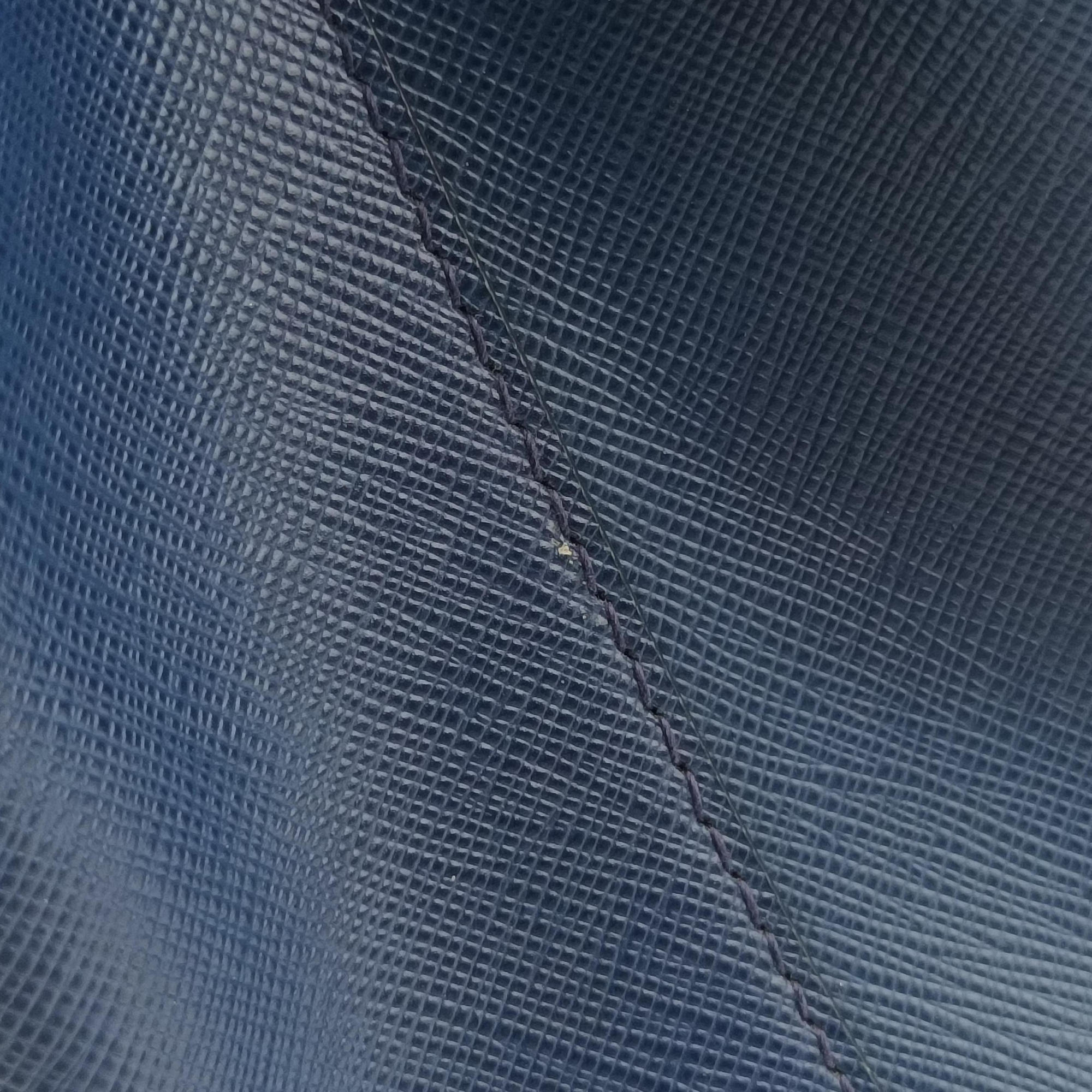 Bi-Color Zip Front Pocket Blue SAFFIANO Leather BN2674 7/Dバイカラー ジップ フロント ポケット ブルー サフィアーノレザー BN2674 7/D
