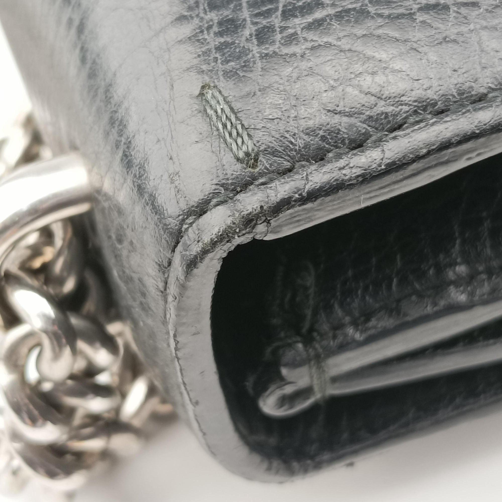 Pre-owned Gucci Dionysus Black Leather 421970 shoulderbag | stylenewstar