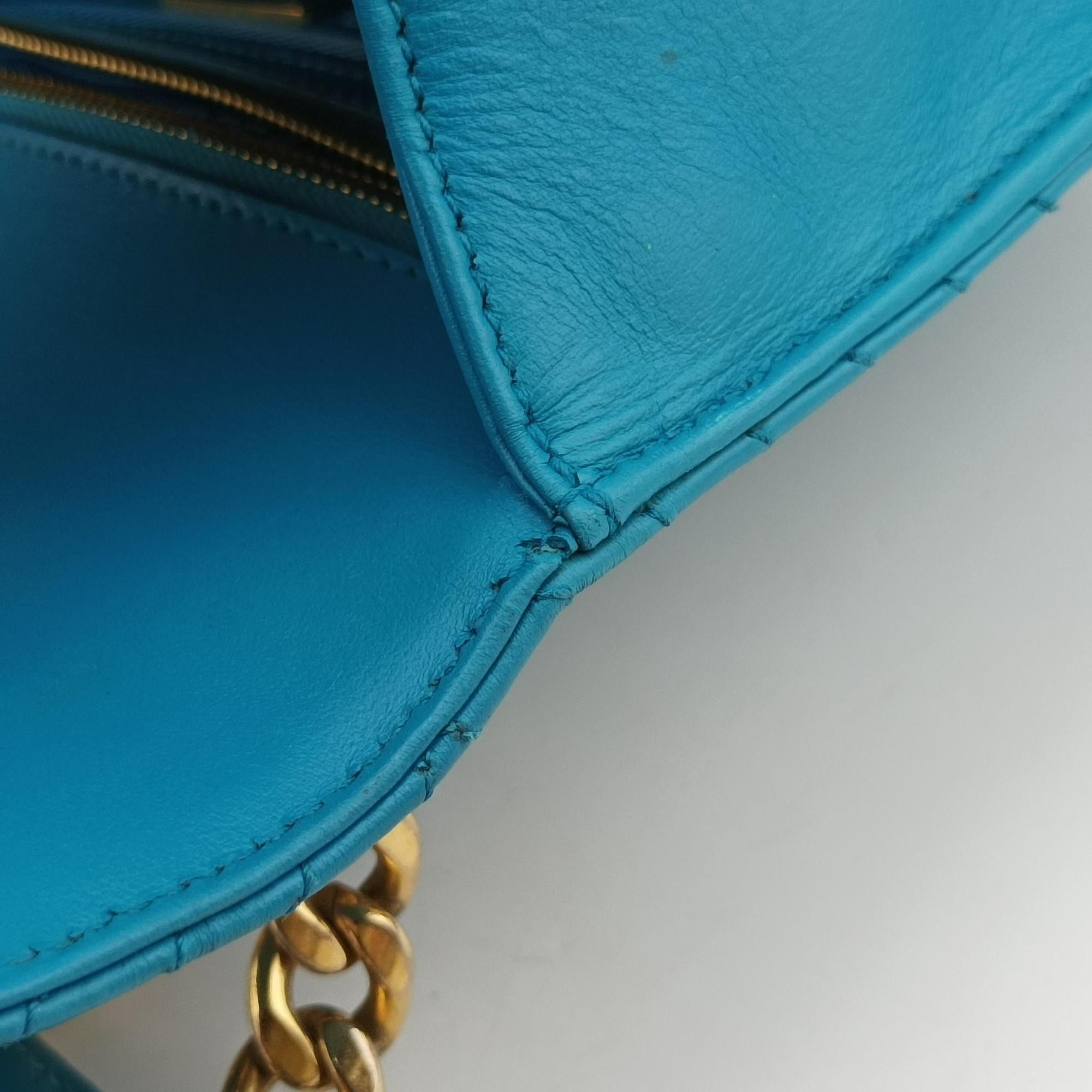 Turn lock Chevron Impunture Autre Cuir Blue Leather 31/A3ターン ロック ブルー レザー 31/A3