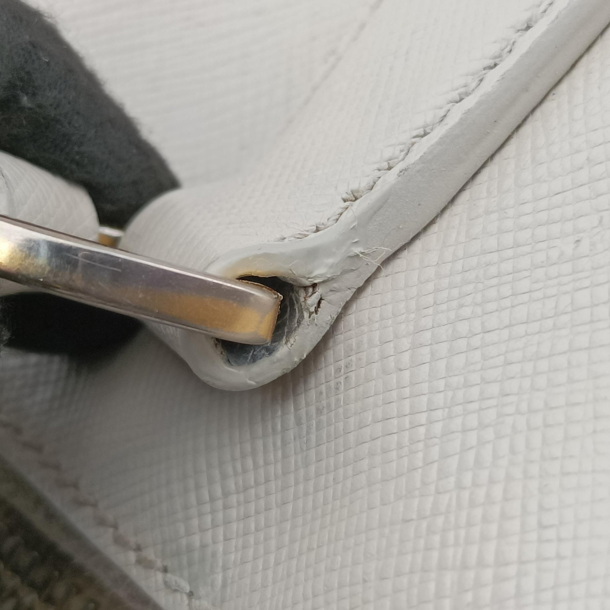 Galleria White SAFFIANO Leather BN1801 180ガレリア ホワイト サフィアーノレザー BN1801 180