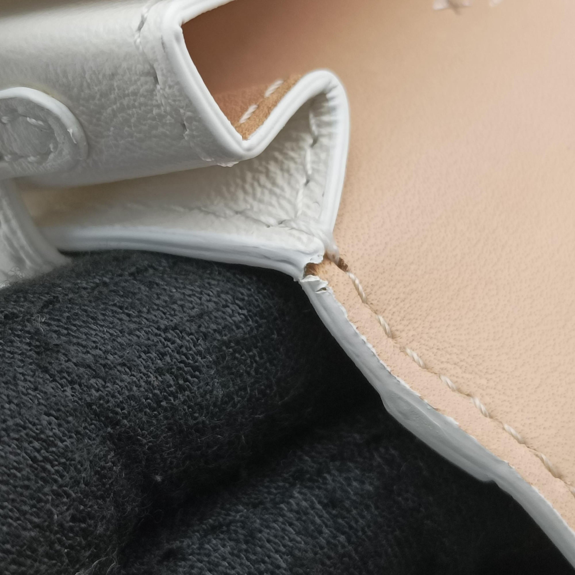 Tampete White Leather タンペート ホワイト レザー