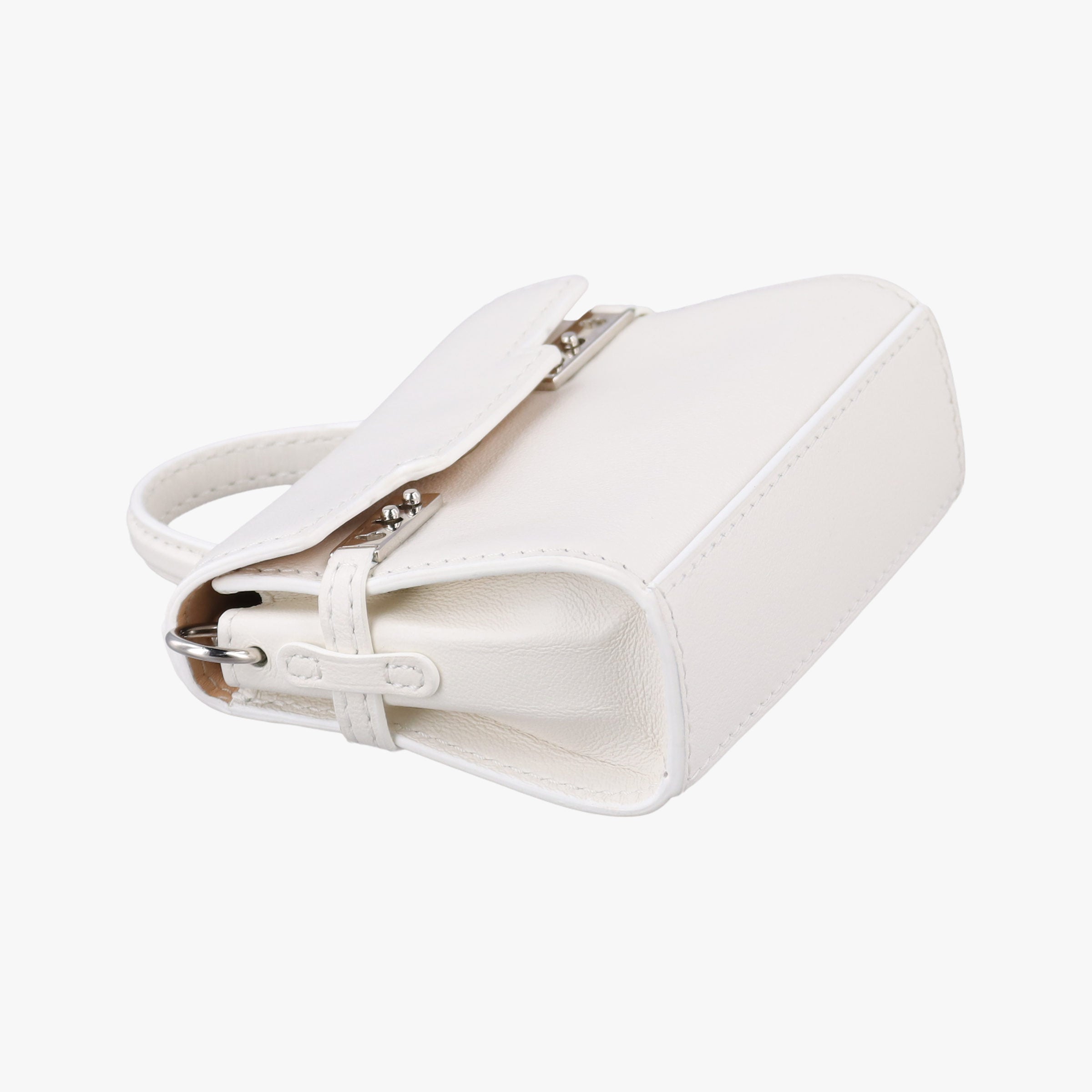 Tampete White Leather タンペート ホワイト レザー