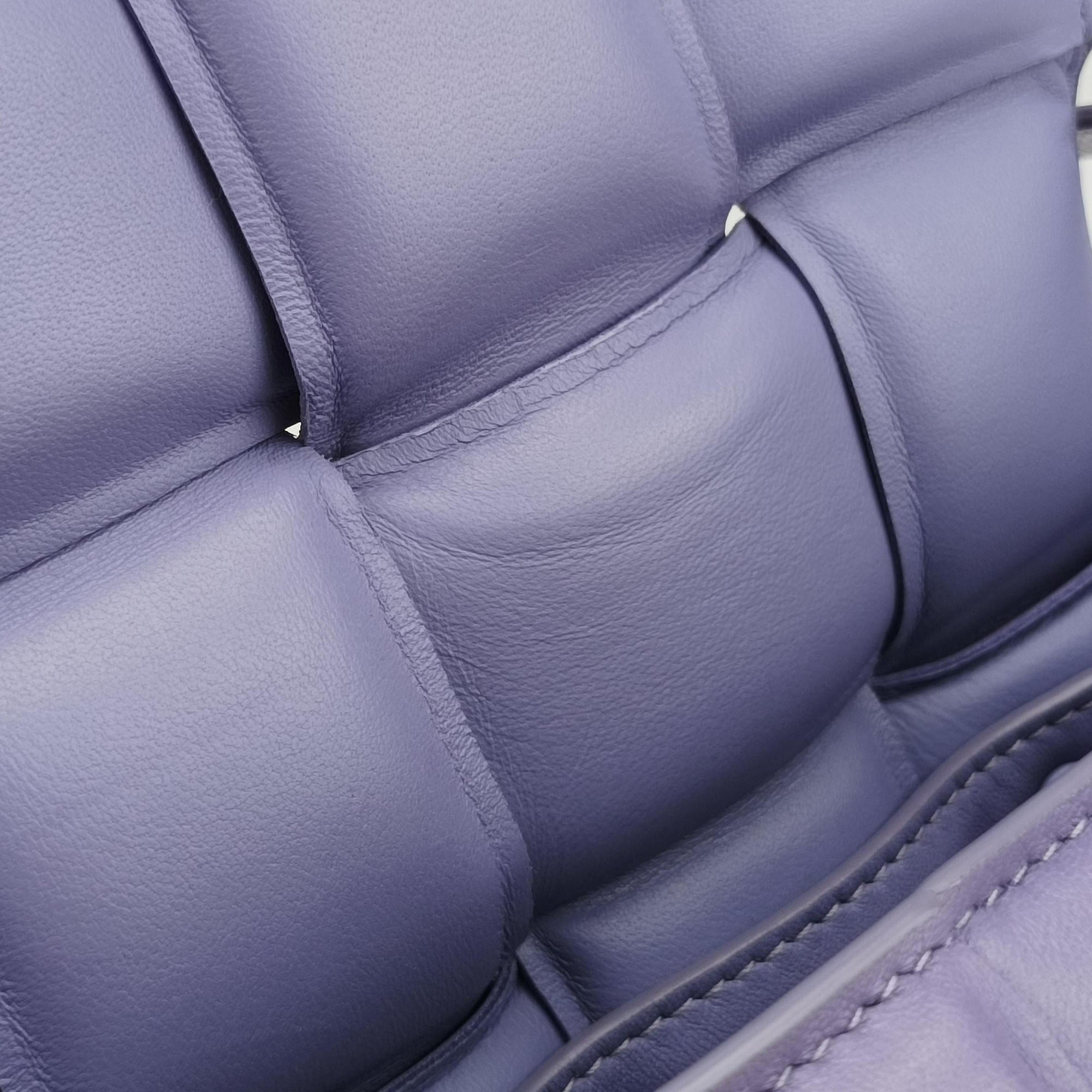 Padded Cassette Purple lambskin B09281057Oパデッド カセット パープル ラムスキン B09281057O