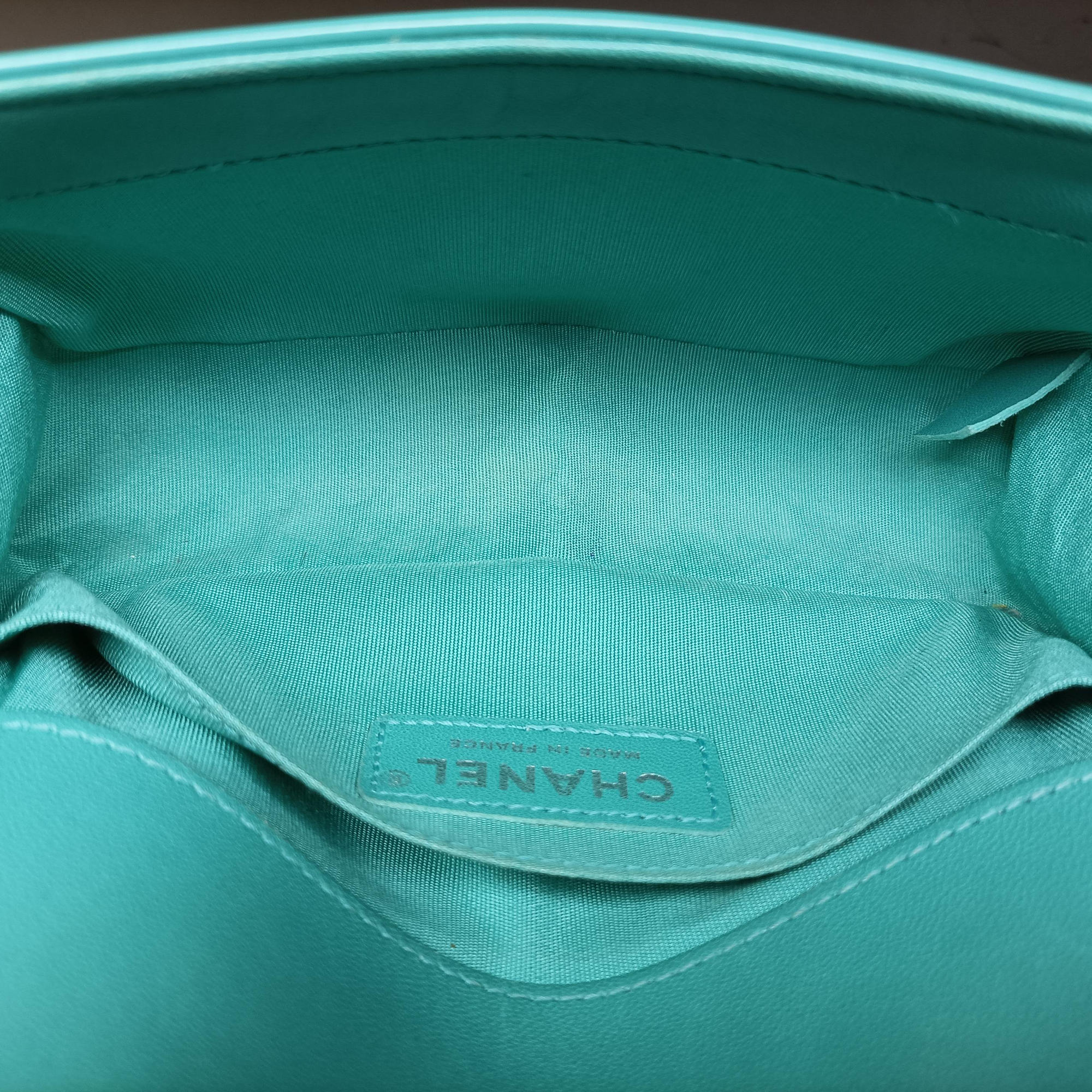 BOY CHANEL Green Leather A67085 21511269ボーイシャネル グリーン レザー A67085 21511269
