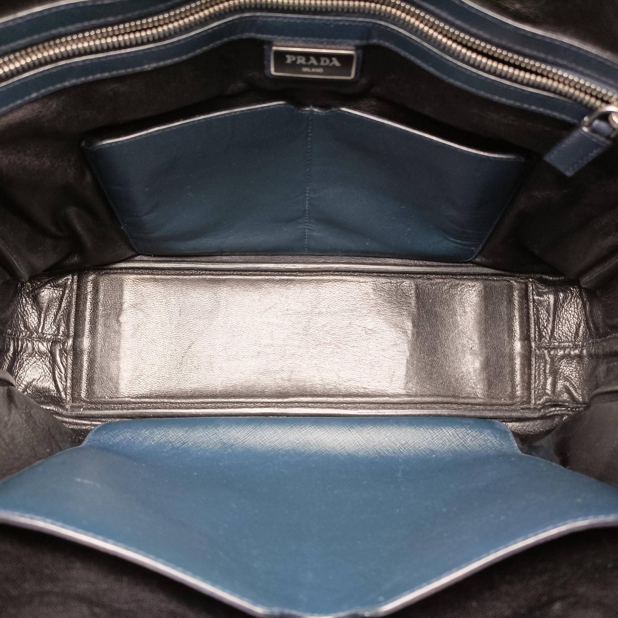 Business Briefcase Navy SAFFIANO Leather 2VE011 7/A 208ビジネス ブリーフケース ネイビー サフィアーノレザー 2VE011 7/A 208