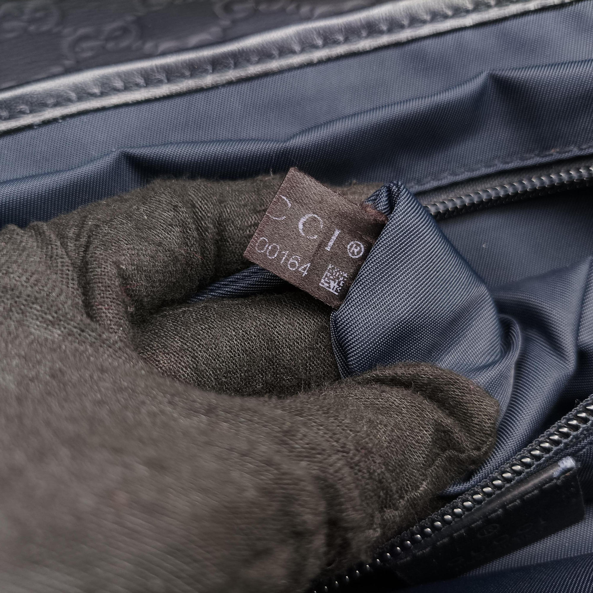 Guccissima Rubber Messenger Navy Leather 246067 D017000164グッチシマ メッセンジャー ネイビー レザー 246067 D017000164