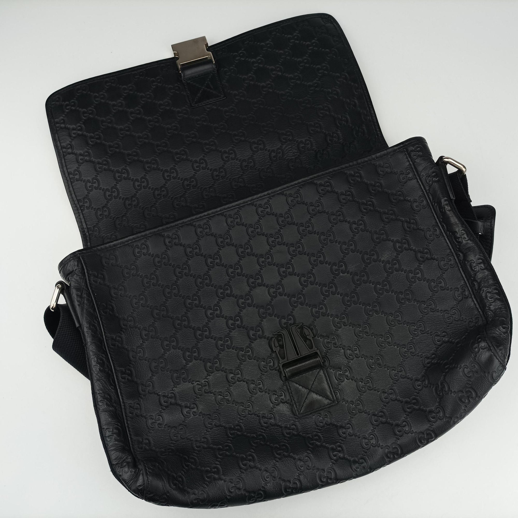 Guccissima Rubber Messenger Navy Leather 246067 D017000164グッチシマ メッセンジャー ネイビー レザー 246067 D017000164