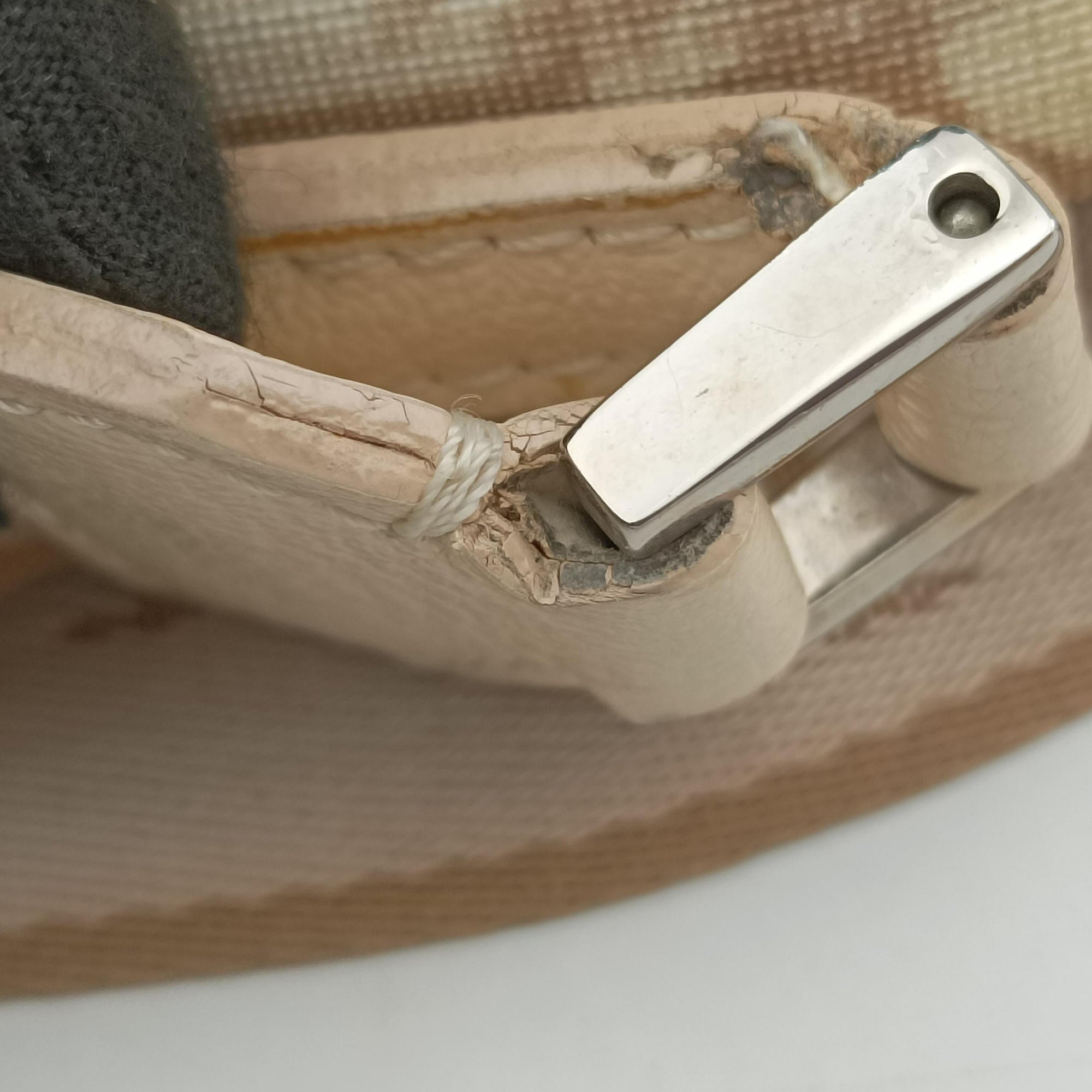 Trotter Flower Beige PVC Coated Canvas Floral Embroidery 03-BO-0015トロッター フラワー ベージュ PVCコーティングキャンバス 花刺繍 03-BO-0015