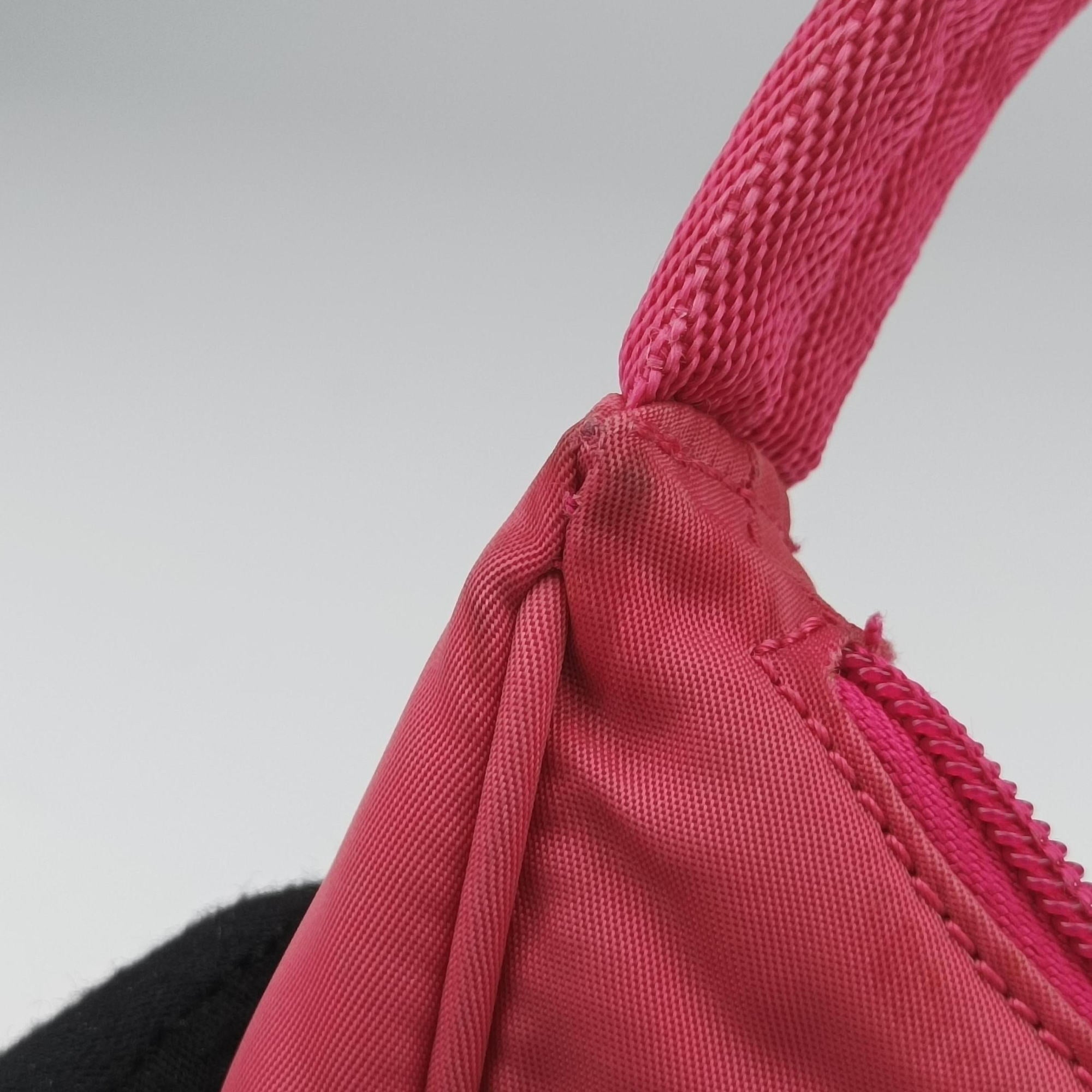 Re-Edition2000 Pink nylon 1NE515 16リエディション 2000 ピンク ナイロン 1NE515 16