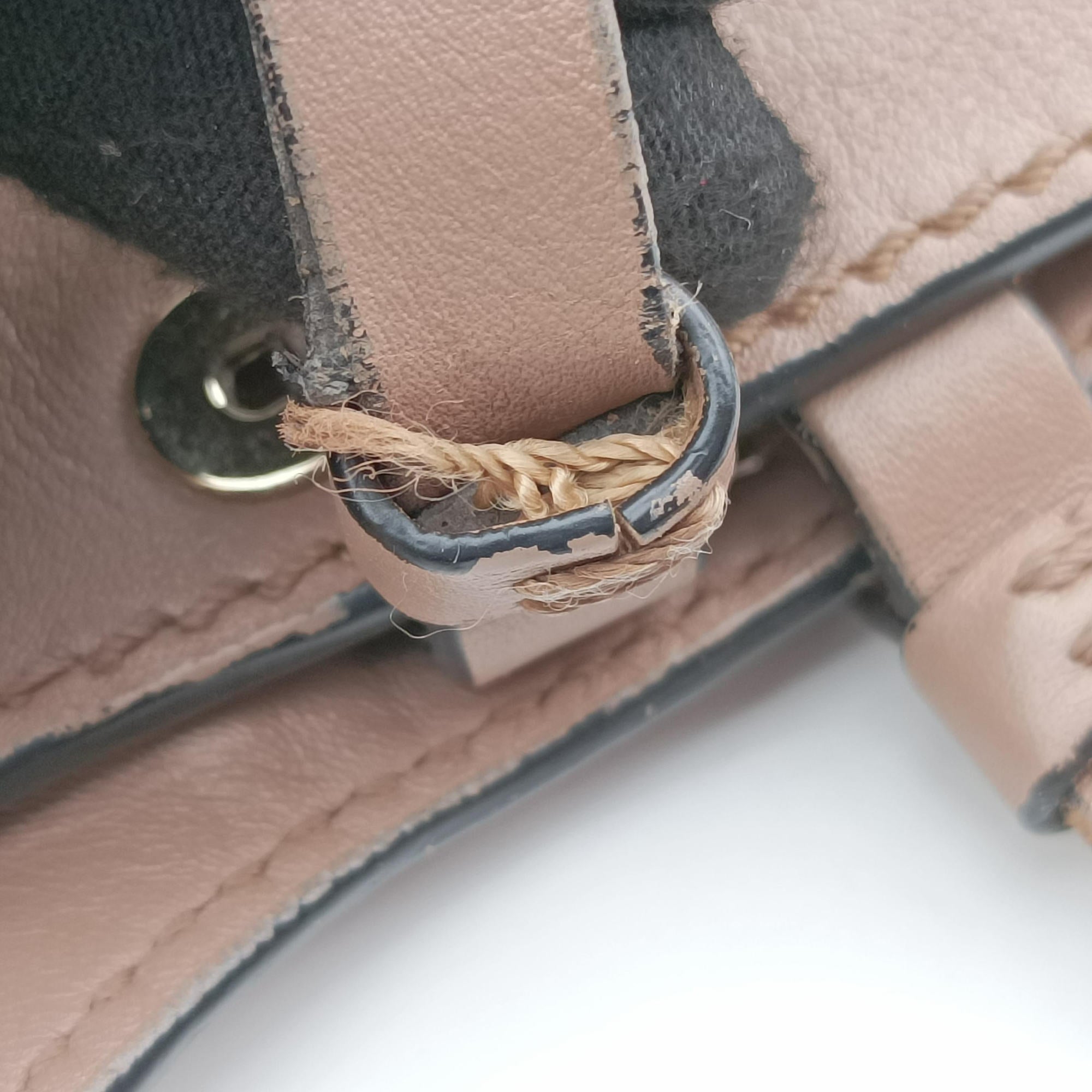 Rockstud Beige Leather BS-C970BOL1ロックスタッズ ベージュ レザー BS-C970BOL1