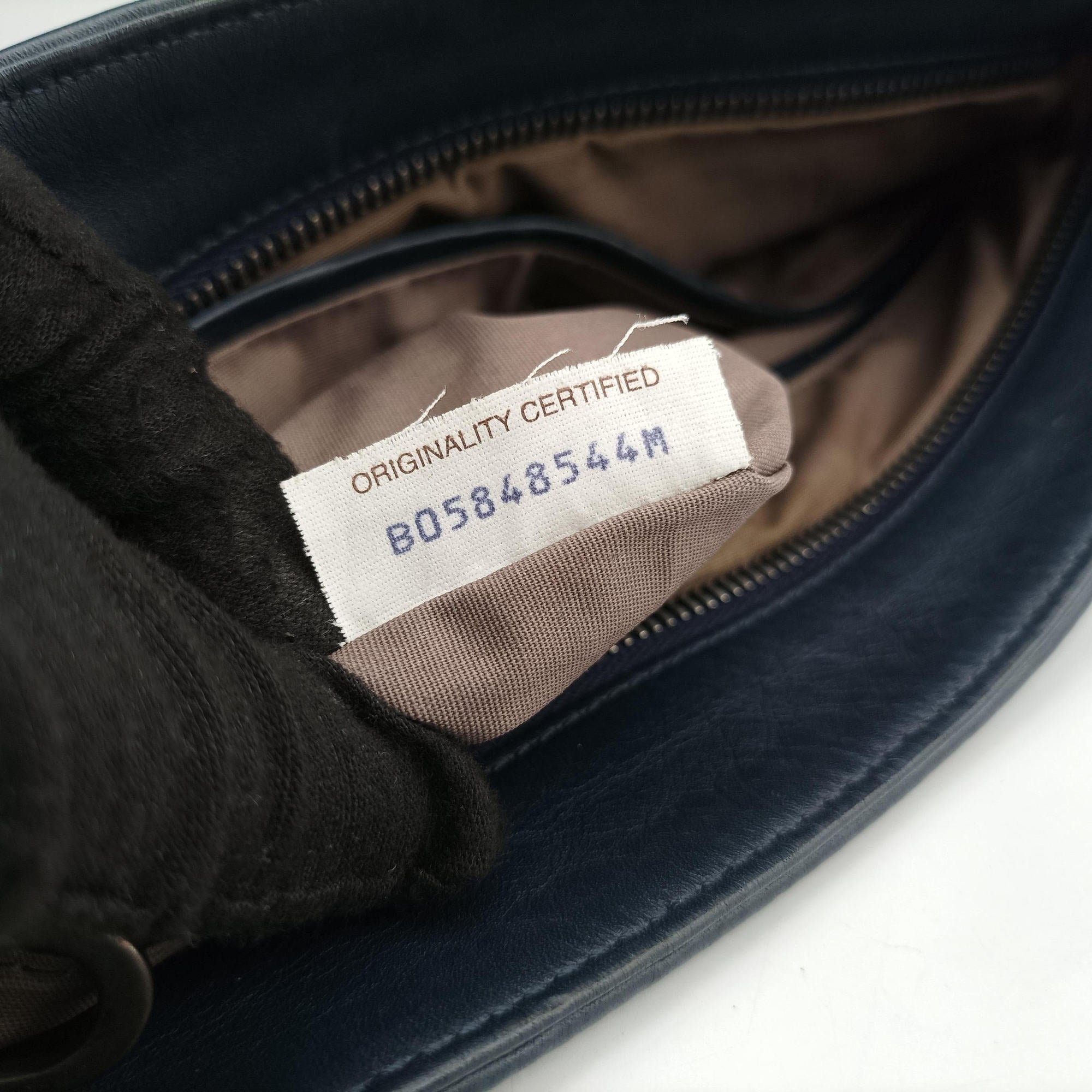 Intrecciato Navy lambskin B05848544Mイントレチャート ネイビー ラムスキン B05848544M