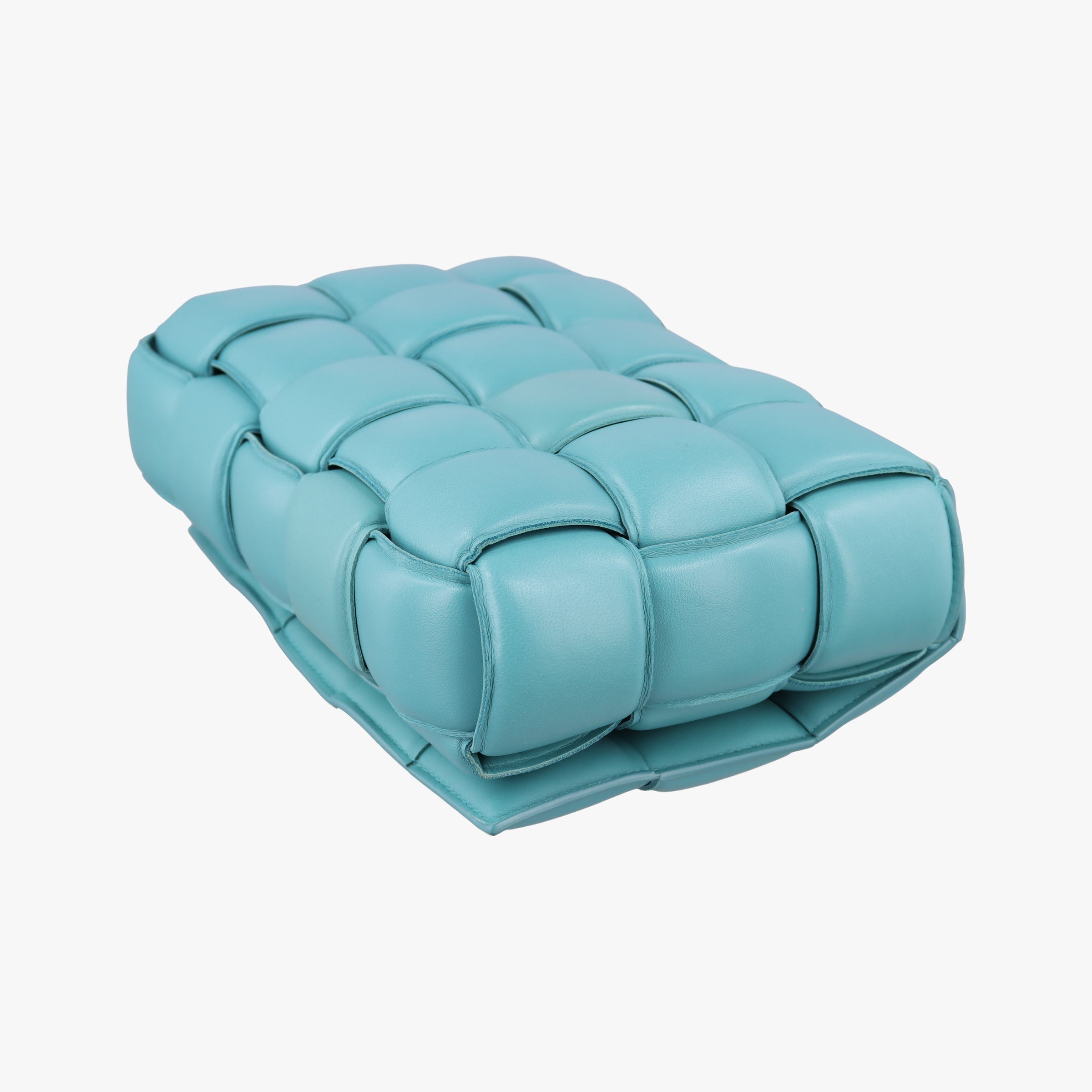 Padded Cassette Blue lambskin B09227447Nパデッド カセット ブルー ラムスキン B09227447N
