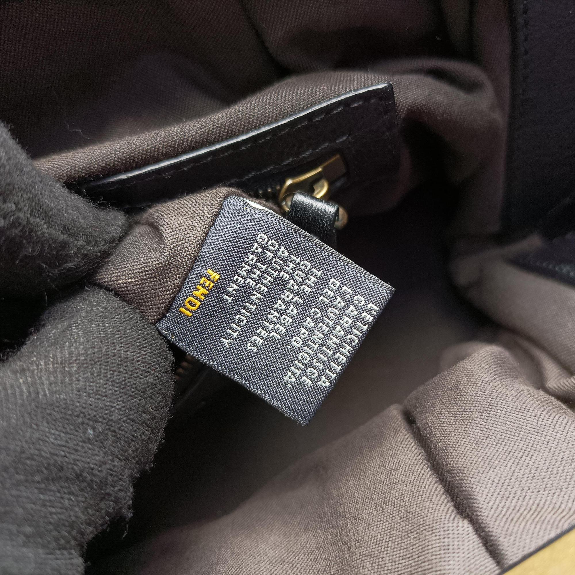 Toile de Cuir Black Leather 8BR579 2305/8BR579 YR2/089トワル ド キュイール ブラック レザー 8BR579 2305/8BR579 YR2/089