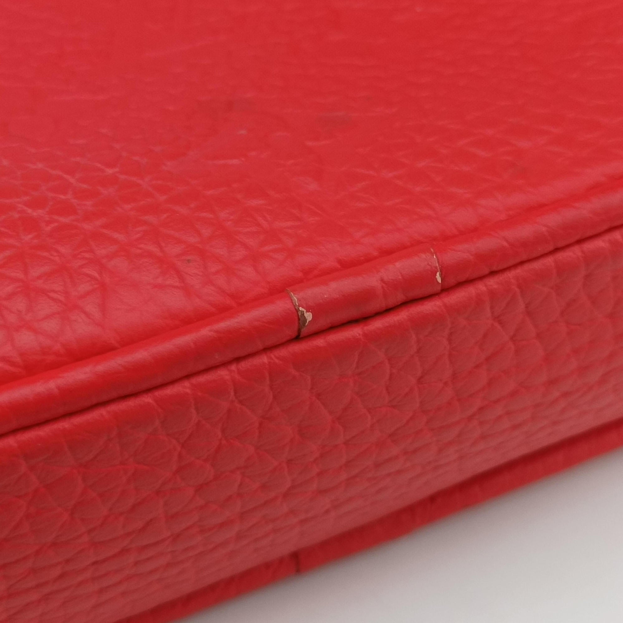 Pochette Volga Red Monogram Empreinte M53555 SP5118ポシェット ヴォルガ レッド モノグラム アンプラント M53555 SP5118