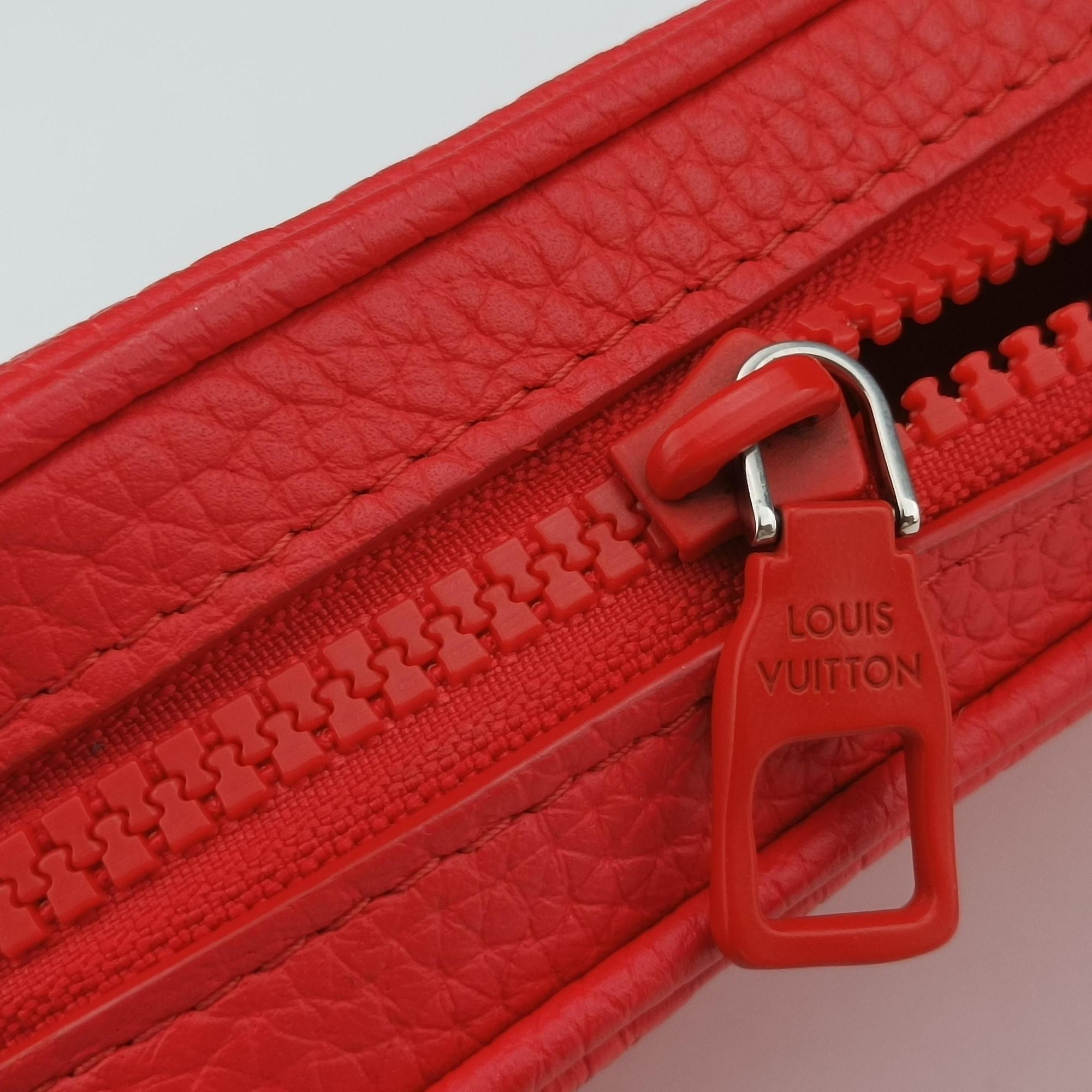 Pochette Volga Red Monogram Empreinte M53555 SP5118ポシェット ヴォルガ レッド モノグラム アンプラント M53555 SP5118