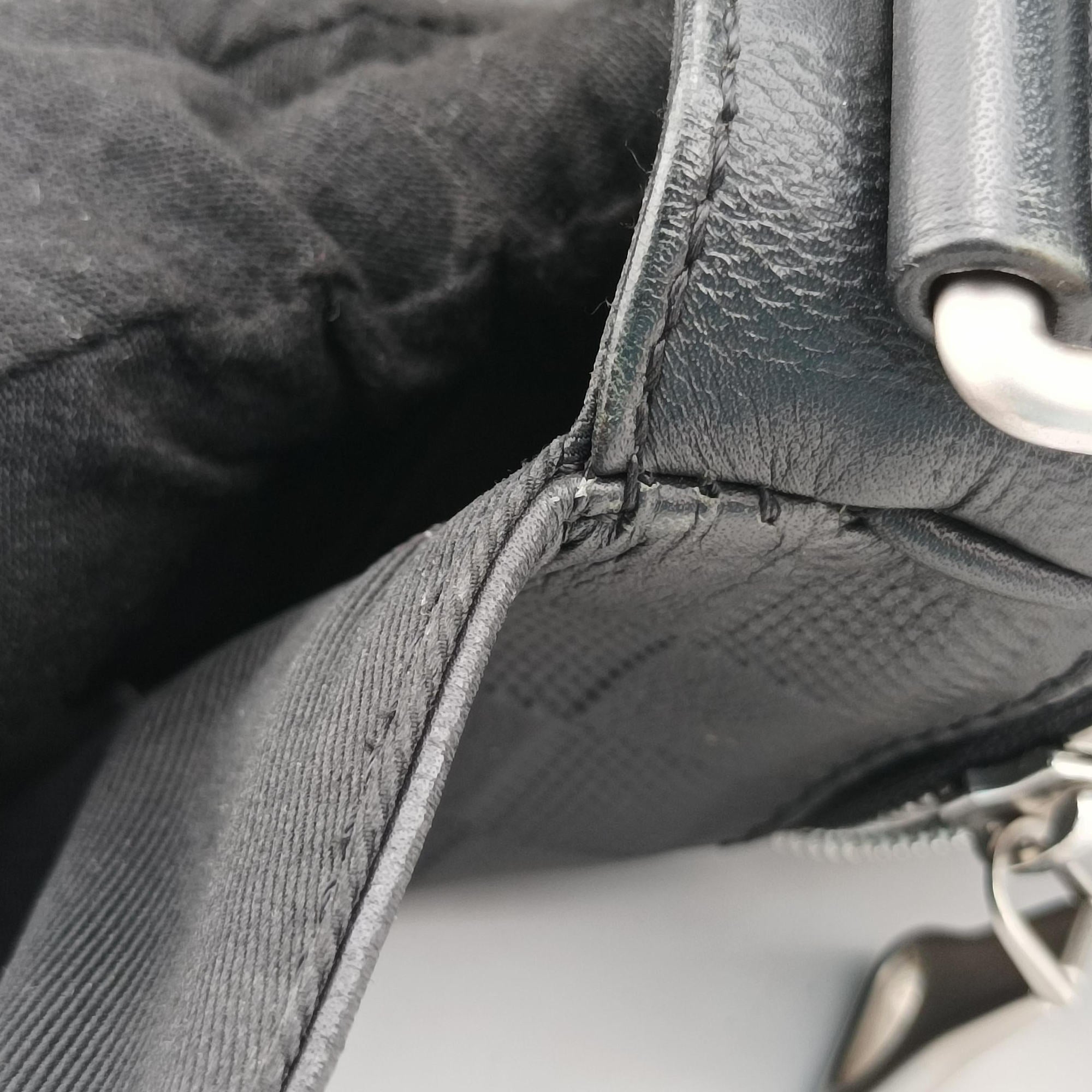District PM Noir Damier Infini Leather N41033 CA1167ディストリクト PM ノワール ダミエアンフィニレザー N41033 CA1167
