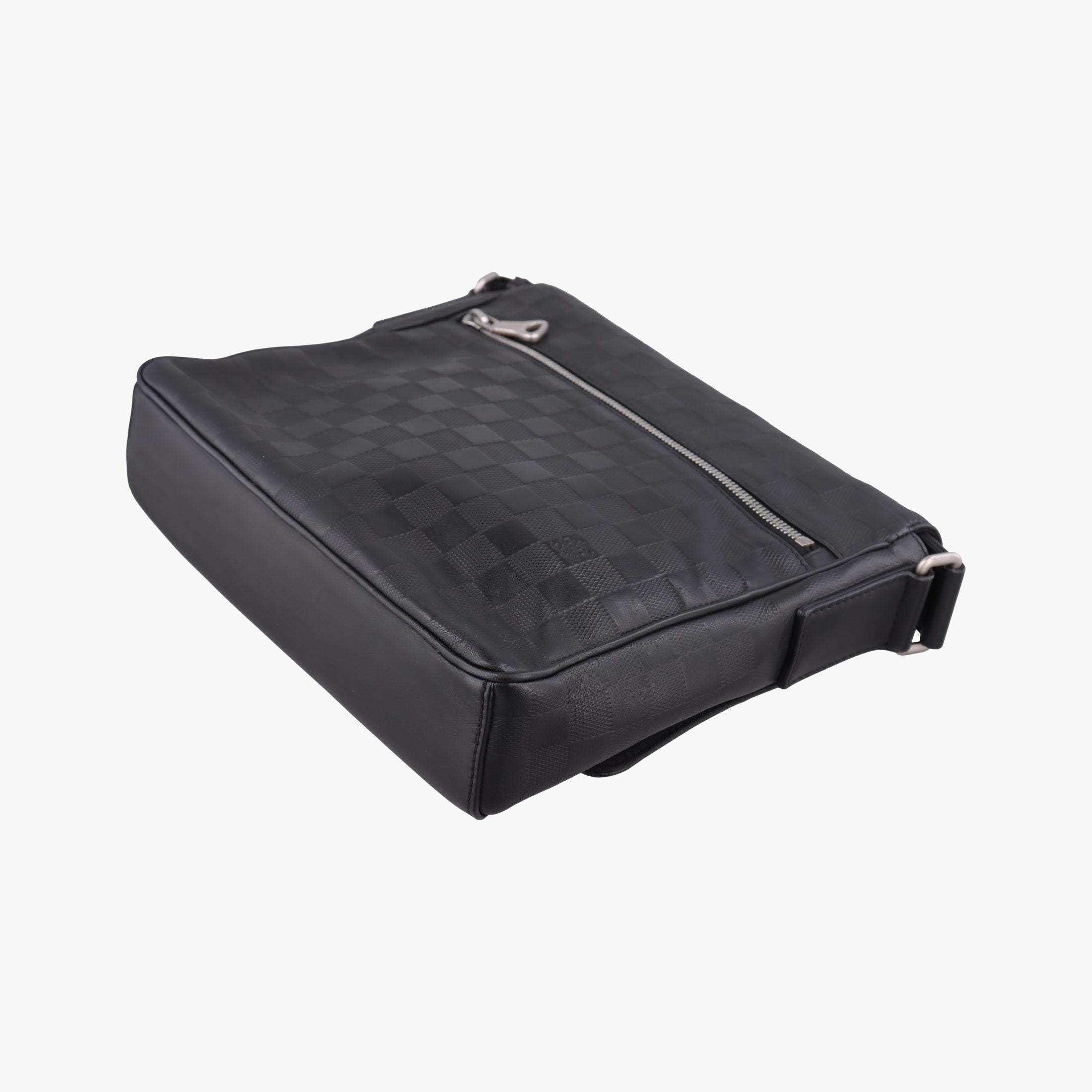 District PM Noir Damier Infini Leather N41033 CA1167ディストリクト PM ノワール ダミエアンフィニレザー N41033 CA1167