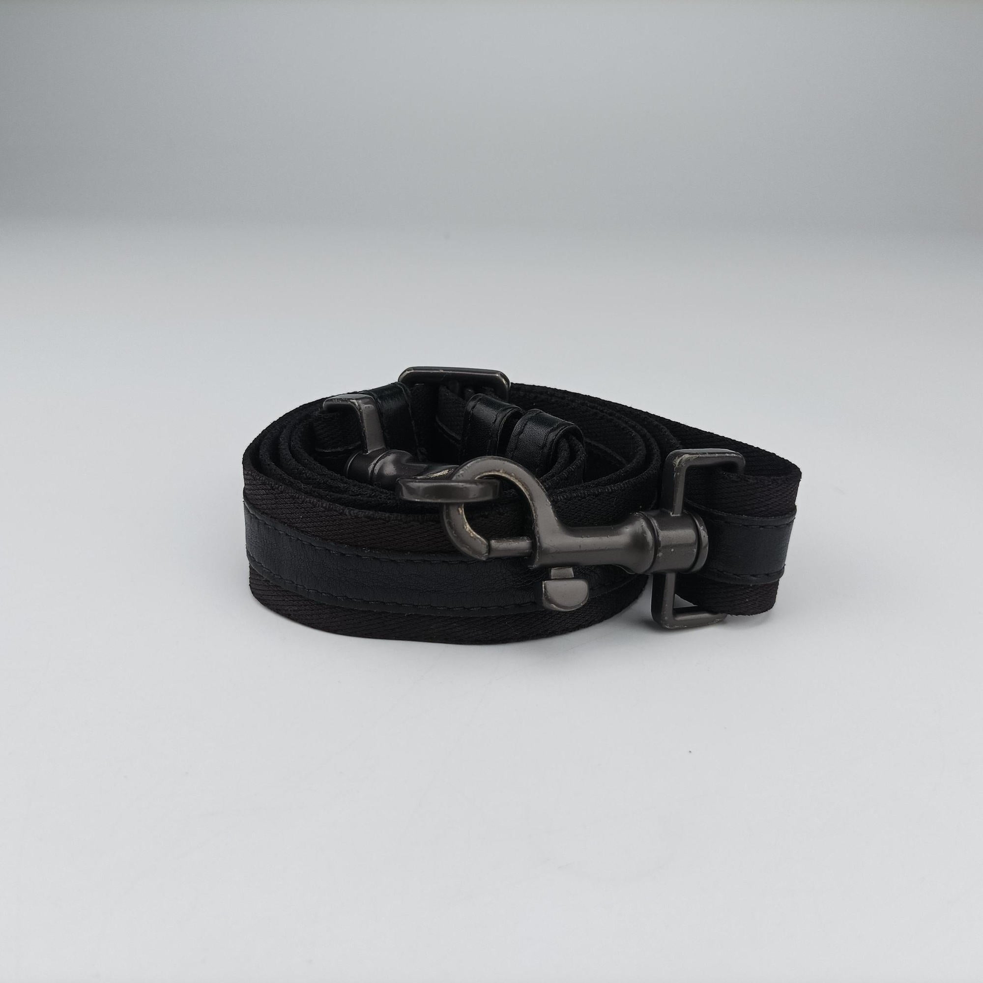 Intrecciato Black lambskin B02867597Wイントレチャート ブラック ラムスキン B02867597W