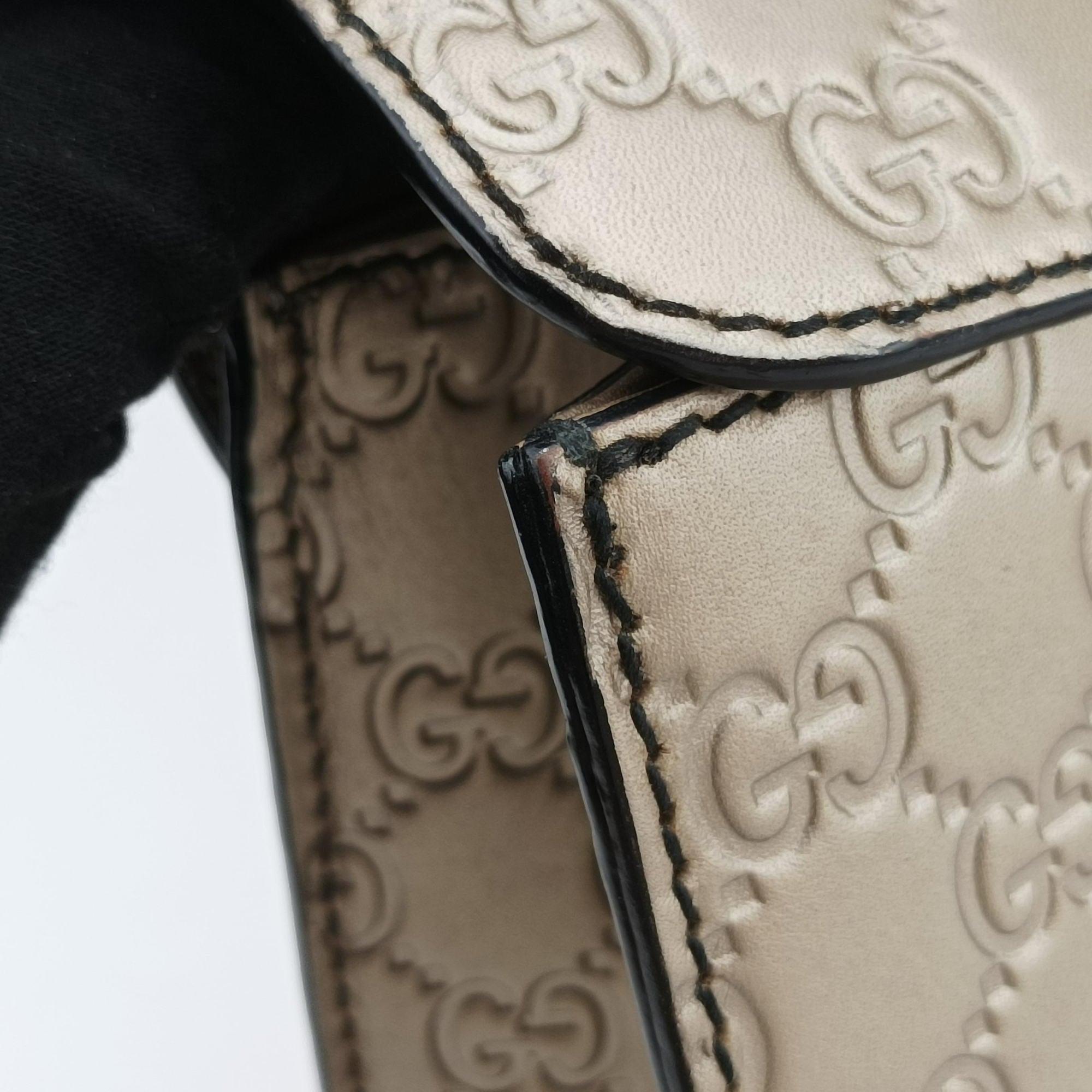 Emily Golden Leather 295402 F012749506エミリー ゴールド レザー 295402 F012749506