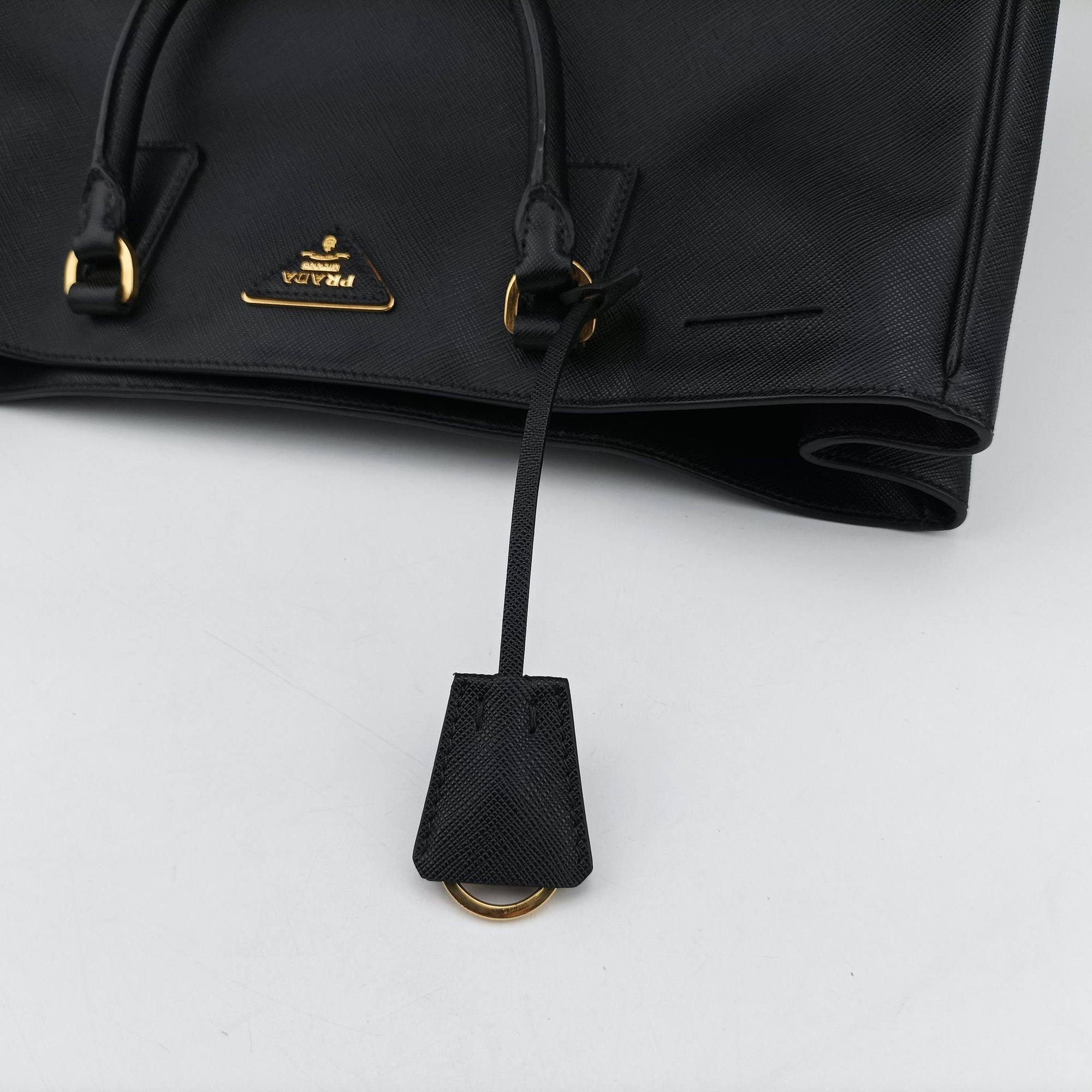 Galleria Black SAFFIANO Leather 1BA274 158 31/Uガレリア ブラック サフィアーノレザー 1BA274 158 31/U