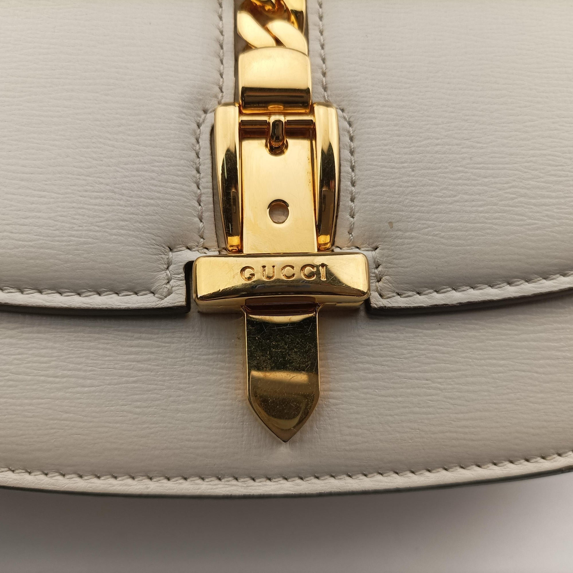 Sylvie 1969 Mini White Leather 615965 G033321980シルヴィ 1969 ホワイト レザー 615965 G033321980