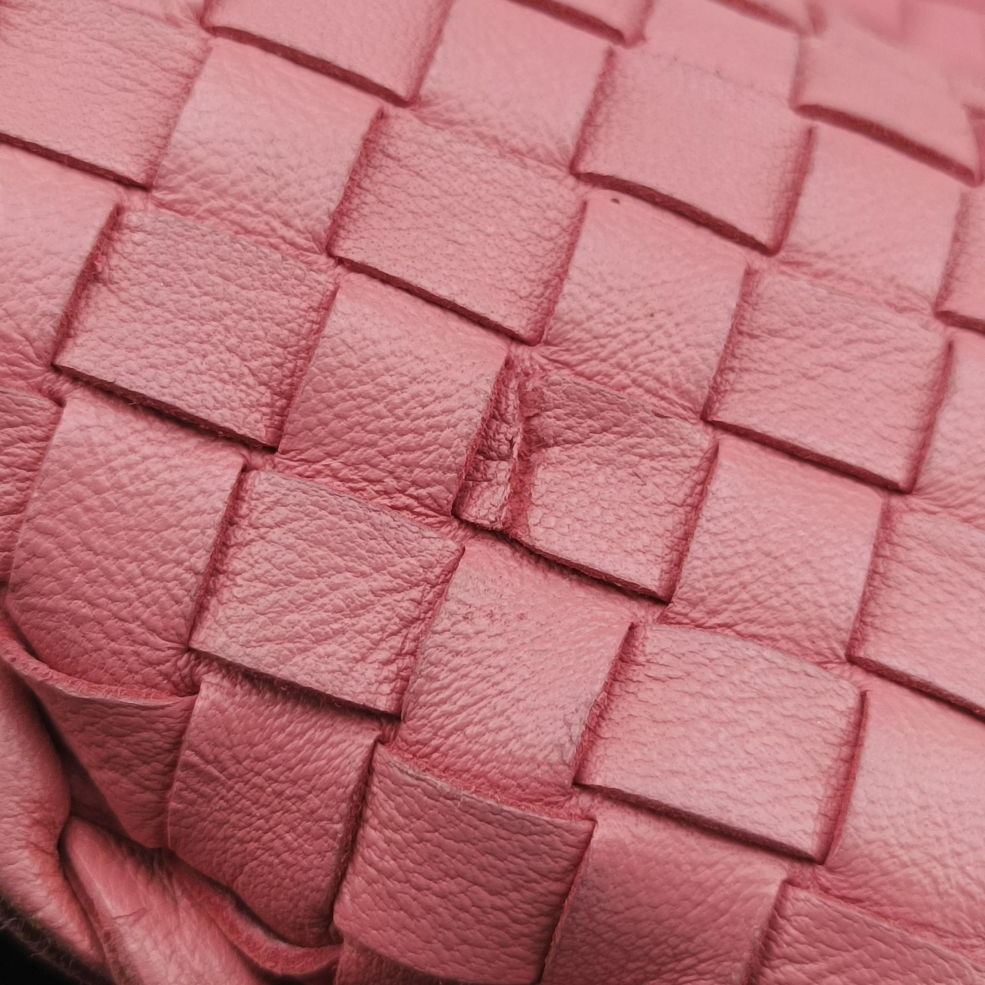 Vintage Bottega Veneta Intrecciato Pink lambskin shoulderbag | stylenewstar