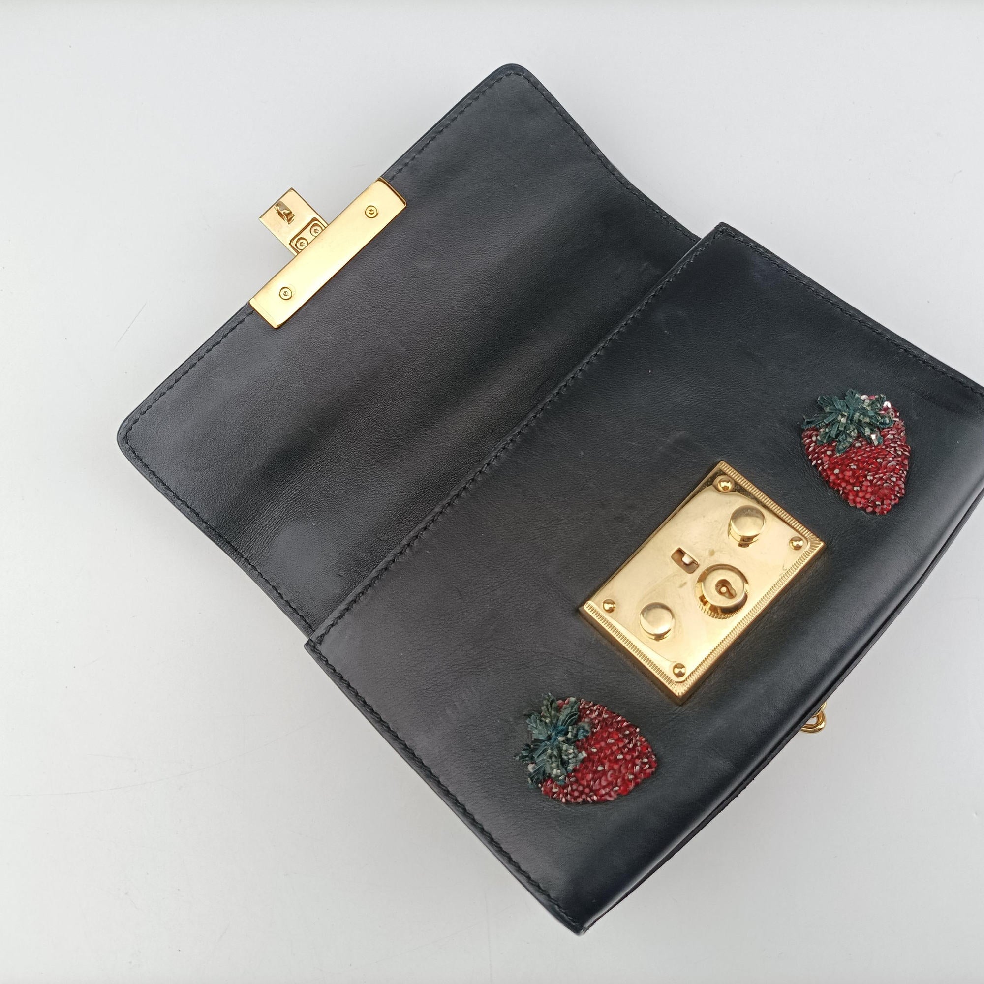 Padlock Black×Red×Golden Leather 432182 D021573276パドロック ブラック×レッド×ゴールド レザー 432182 D021573276