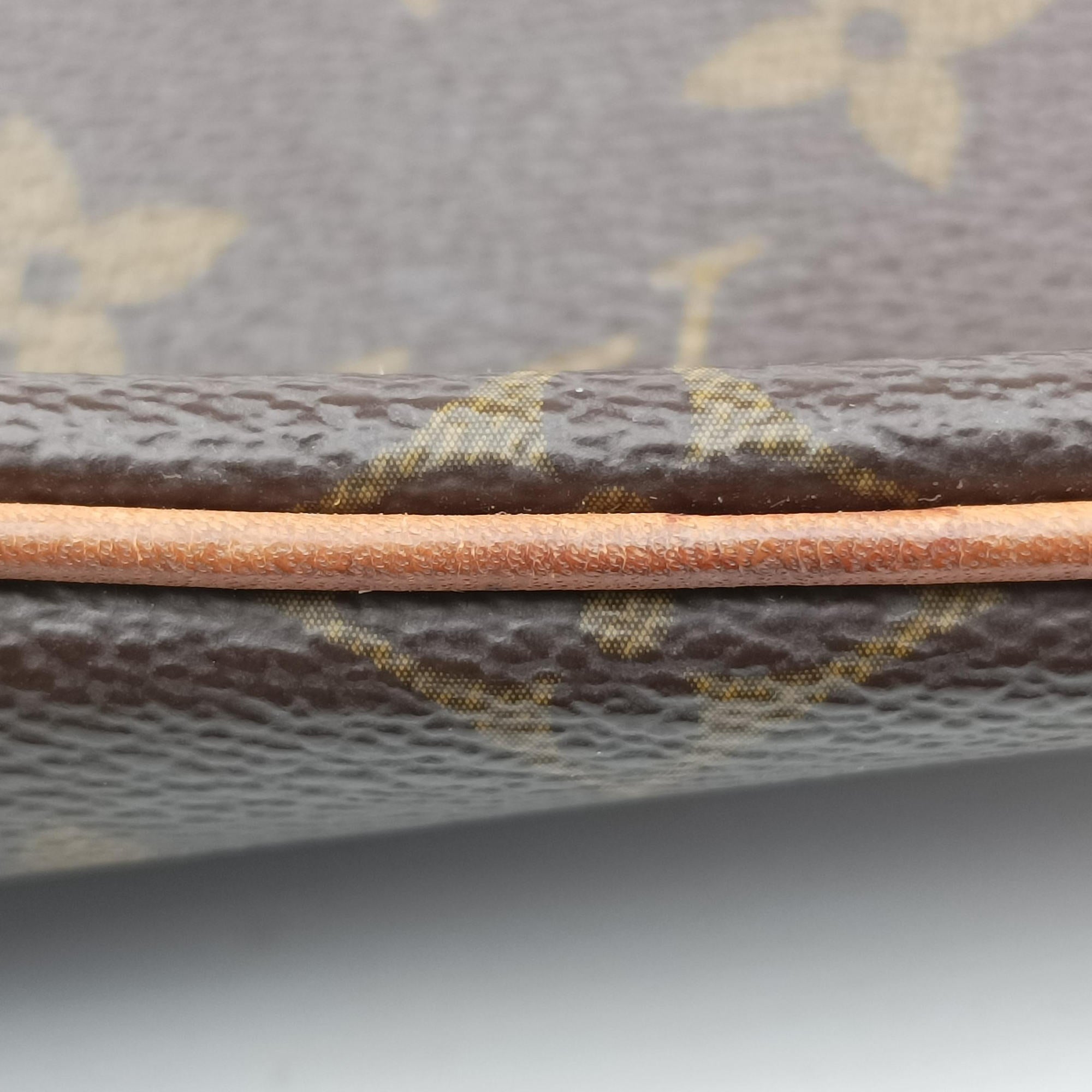 Pochette Mila MM brown Monogram Canvas M60094 AA1120ポシェット ミラ MM モノグラム/ブラウン モノグラムキャンバス M60094 AA1120