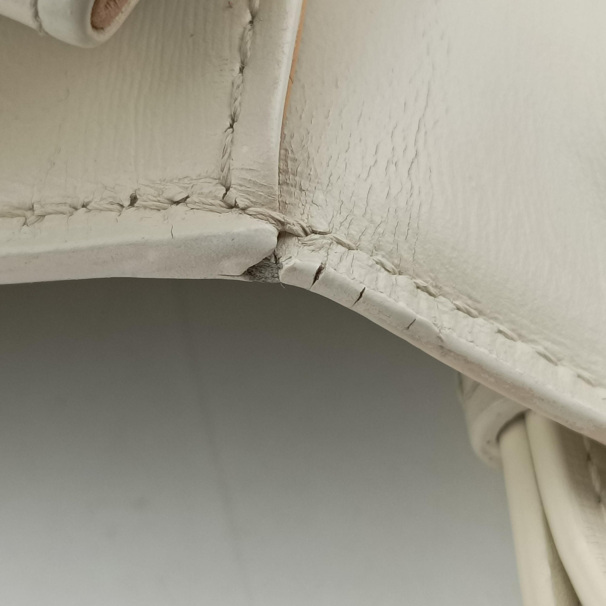Pre-owned Delvaux Brillon MM White Leather shoulderbag | stylenewstar