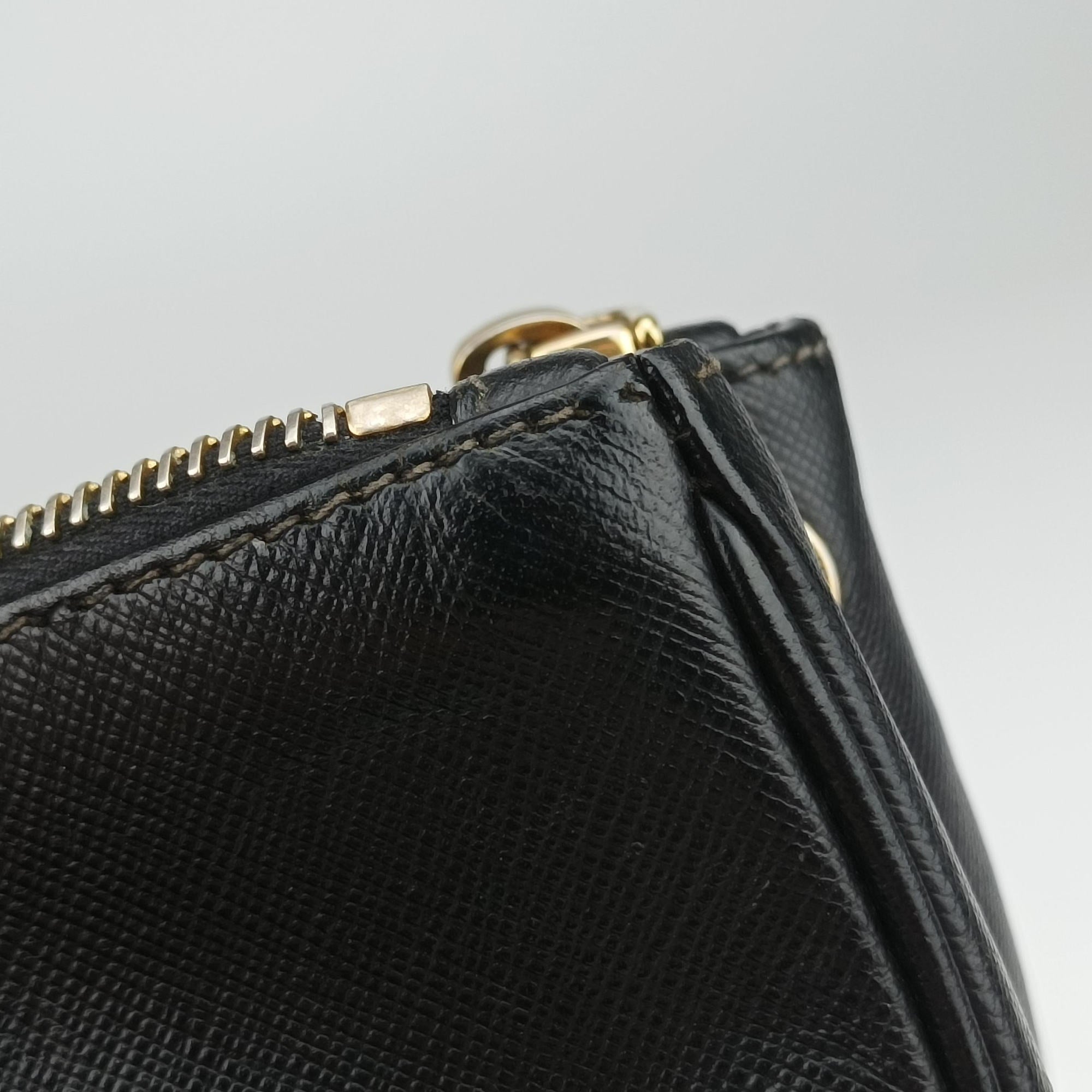 Galleria Black SAFFIANO Leather BN2274 117ガレリア ブラック サフィアーノレザー BN2274 117
