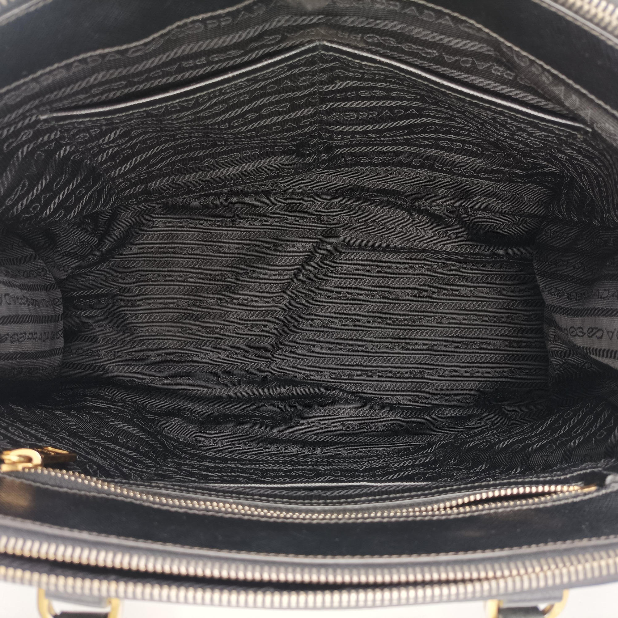 Galleria Black SAFFIANO Leather BN2274 117ガレリア ブラック サフィアーノレザー BN2274 117