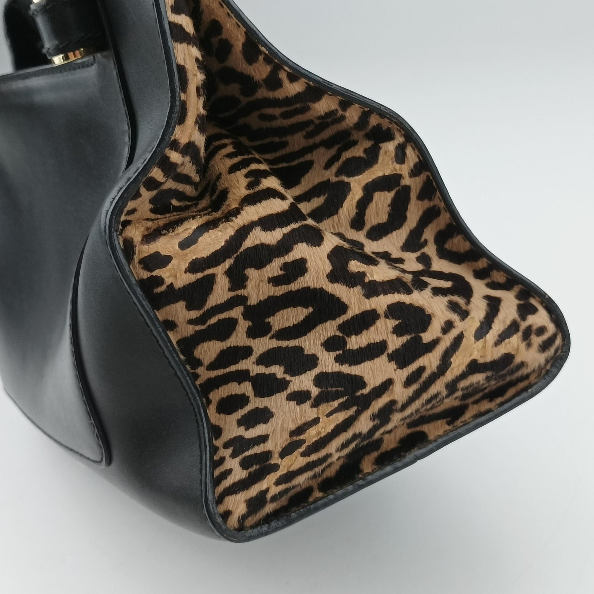Serpenti Scaglie Black × Leopard Pattern Pony × Leather EK.F14.37787セルペンティ スカリエ ブラック × レオパード柄 ハラコ×レザー EK.F14.37787
