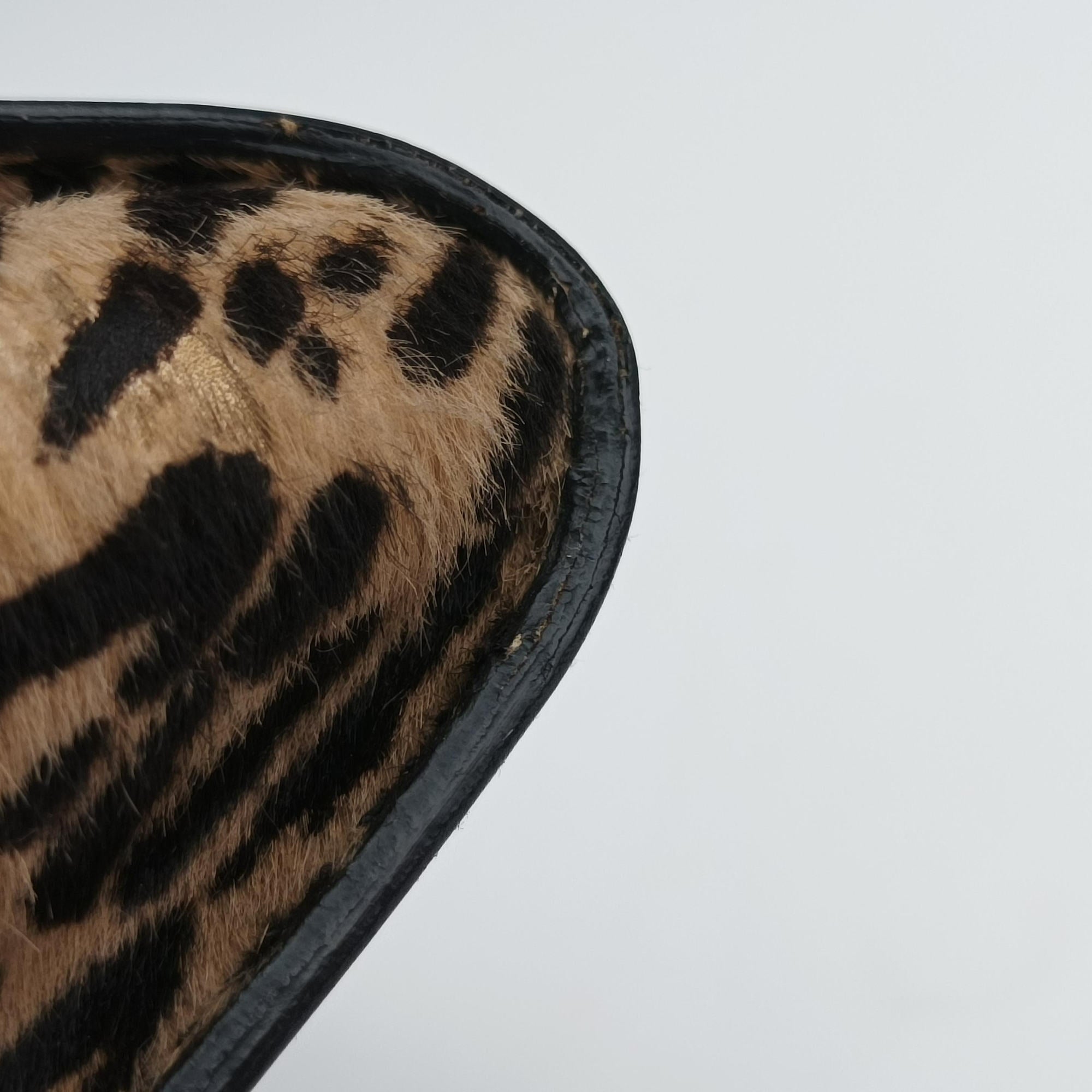 Serpenti Scaglie Black × Leopard Pattern Pony × Leather EK.F14.37787セルペンティ スカリエ ブラック × レオパード柄 ハラコ×レザー EK.F14.37787