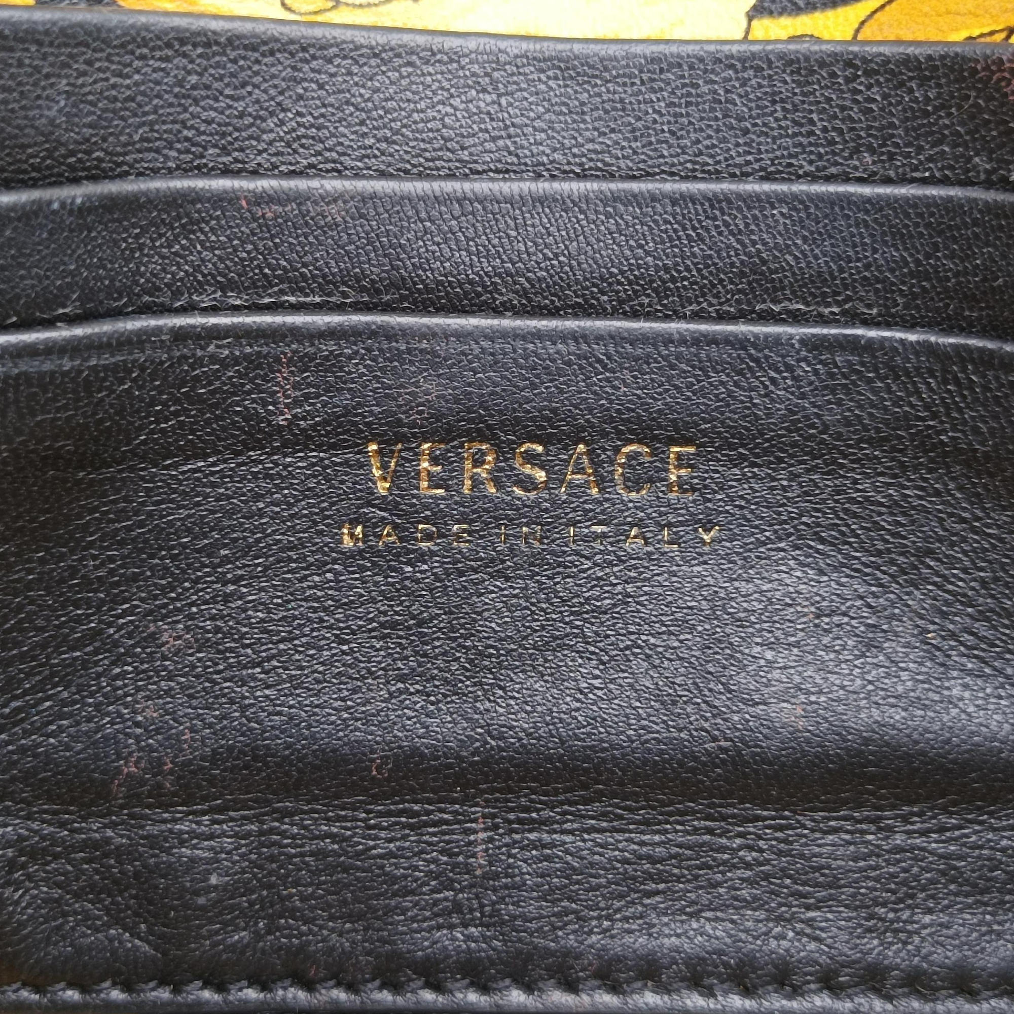 Virtus Black Leather ヴィルトゥス ブラック レザー