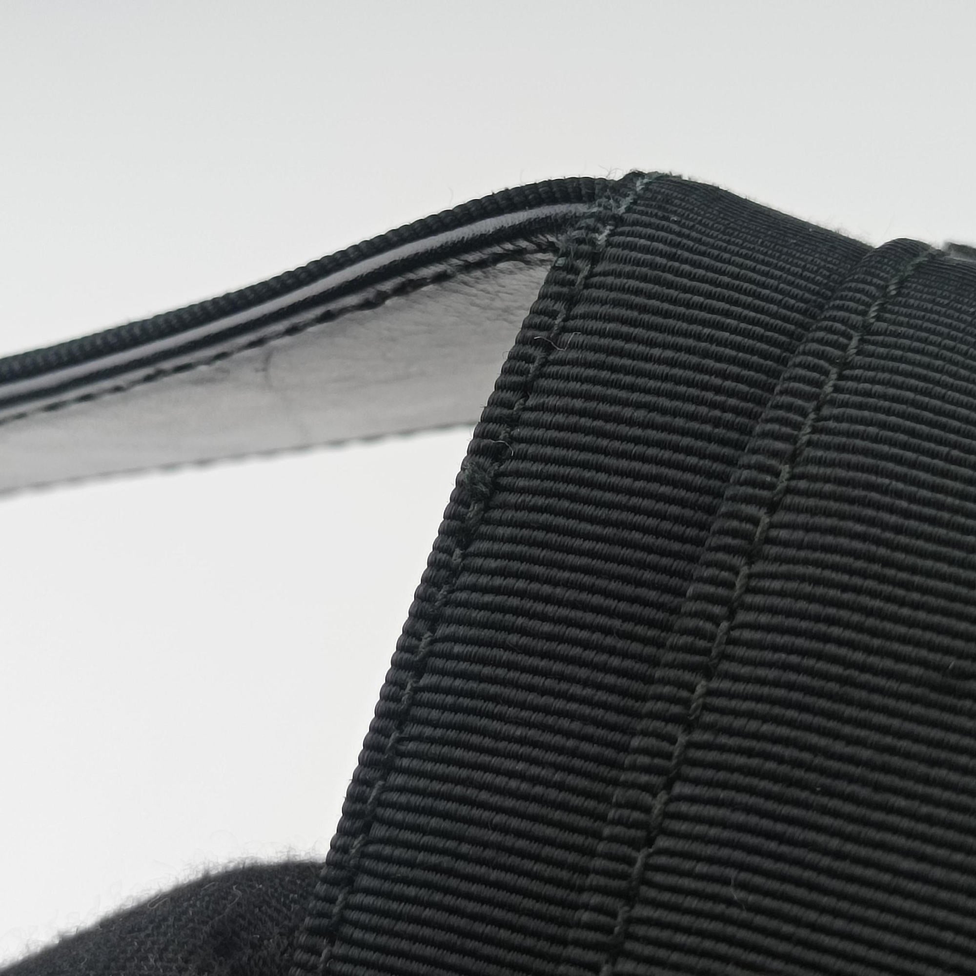 Vara Black fabric BA21 4180ヴァラ ブラック ファブリック BA21 4180