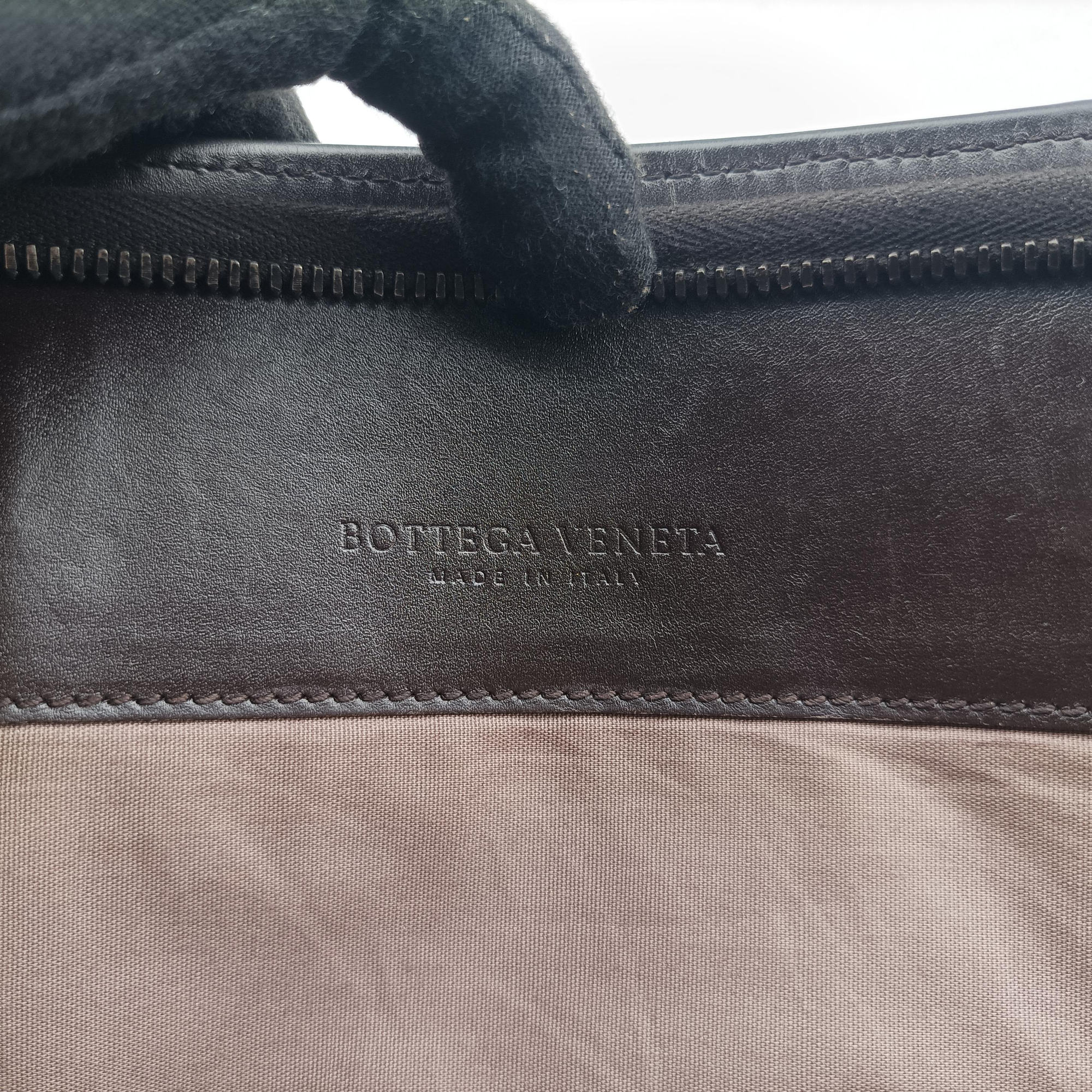 Intrecciato Brown lambskin B04463068Fイントレチャート ブラウン ラムスキン B04463068F