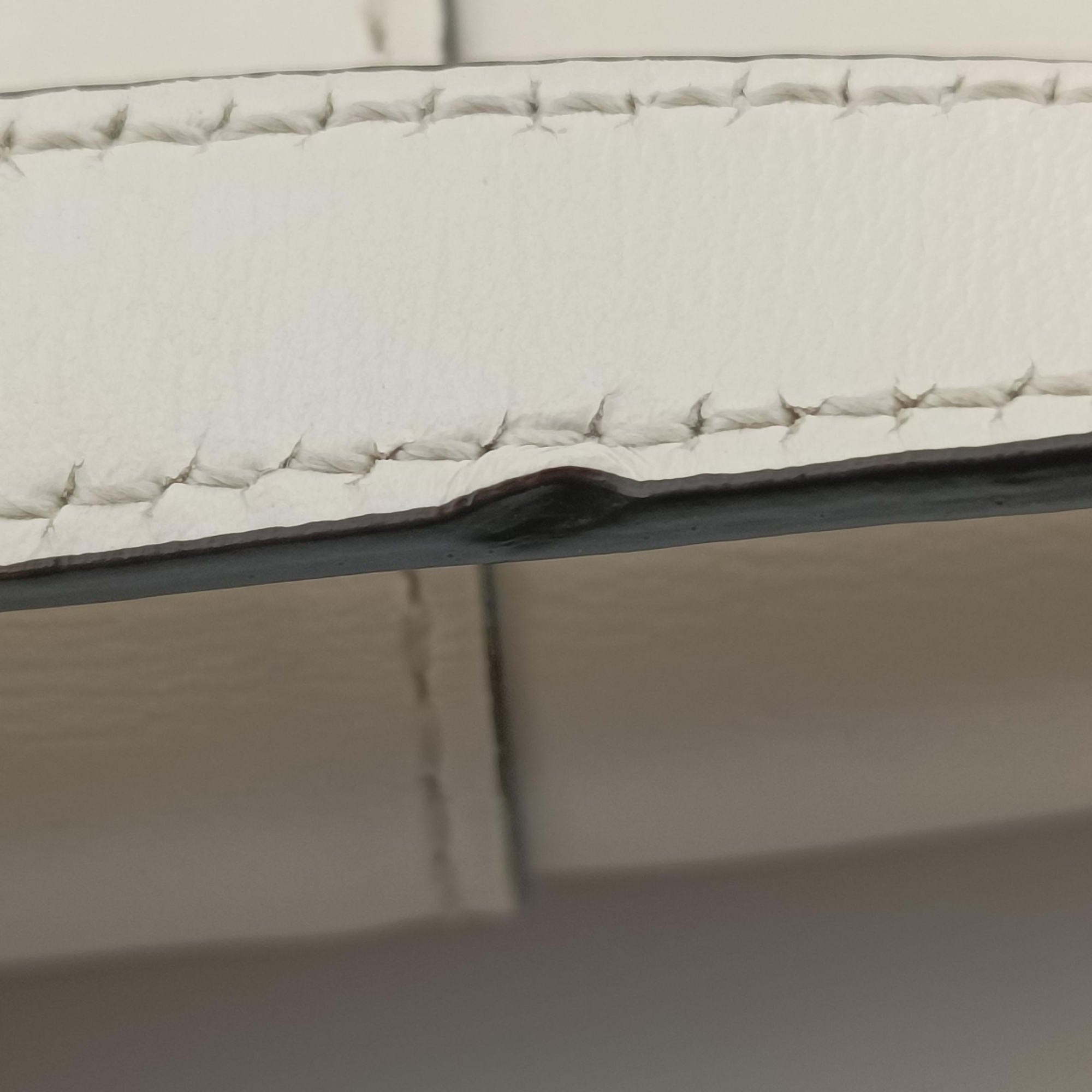 Arli White Leather 550129 A029303482アリー ホワイト レザー 550129 A029303482