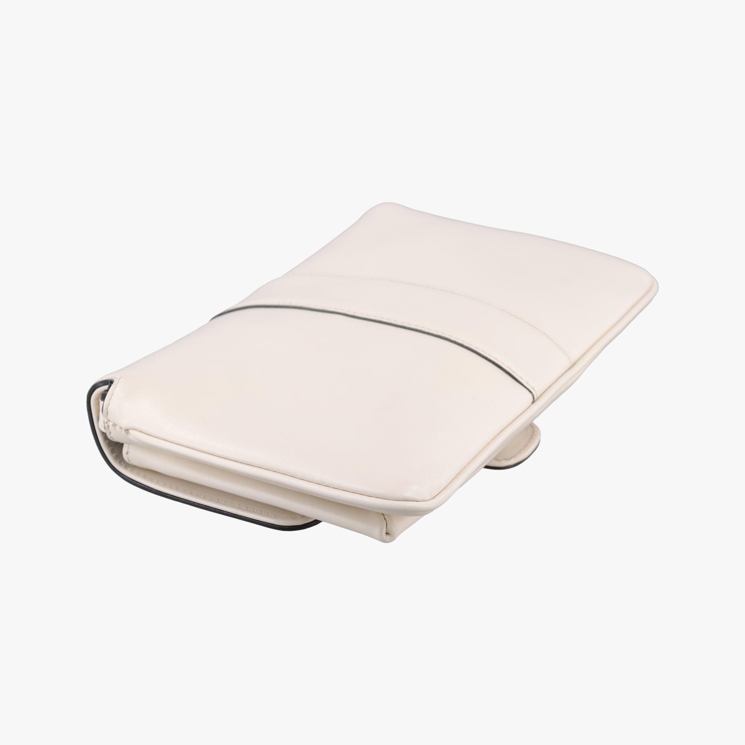 Arli White Leather 550129 A029303482アリー ホワイト レザー 550129 A029303482