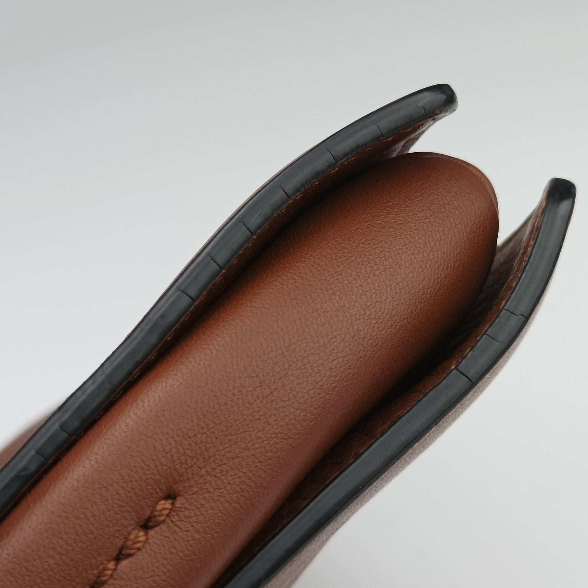 FAYE Brown Suede × leather Lot number unknownフェイ ブラウン スエード×レザー 製番不明