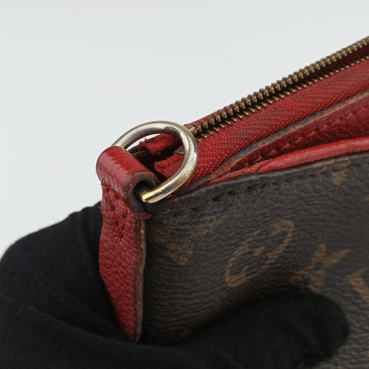 PALLAS Clutch brown×CERISE Monogram Canvas×calf leather M41638 Lot number unknownパラス クラッチ モノグラム/ブラウン×スリーズ モノグラムキャンバス×カーフレザー M41638 製番不明