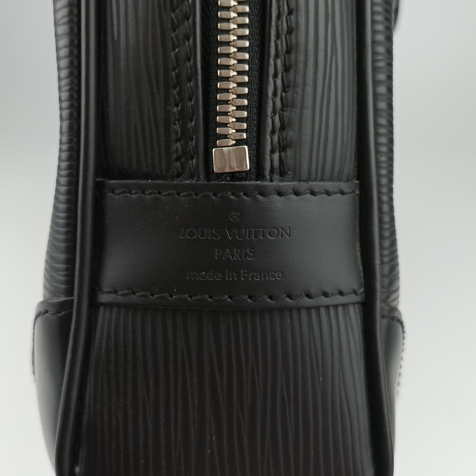 Porto Document Voyage Black Epi M59162 BA0123ポルトドキュメントボヤージュ ブラック エピ M59162 BA0123